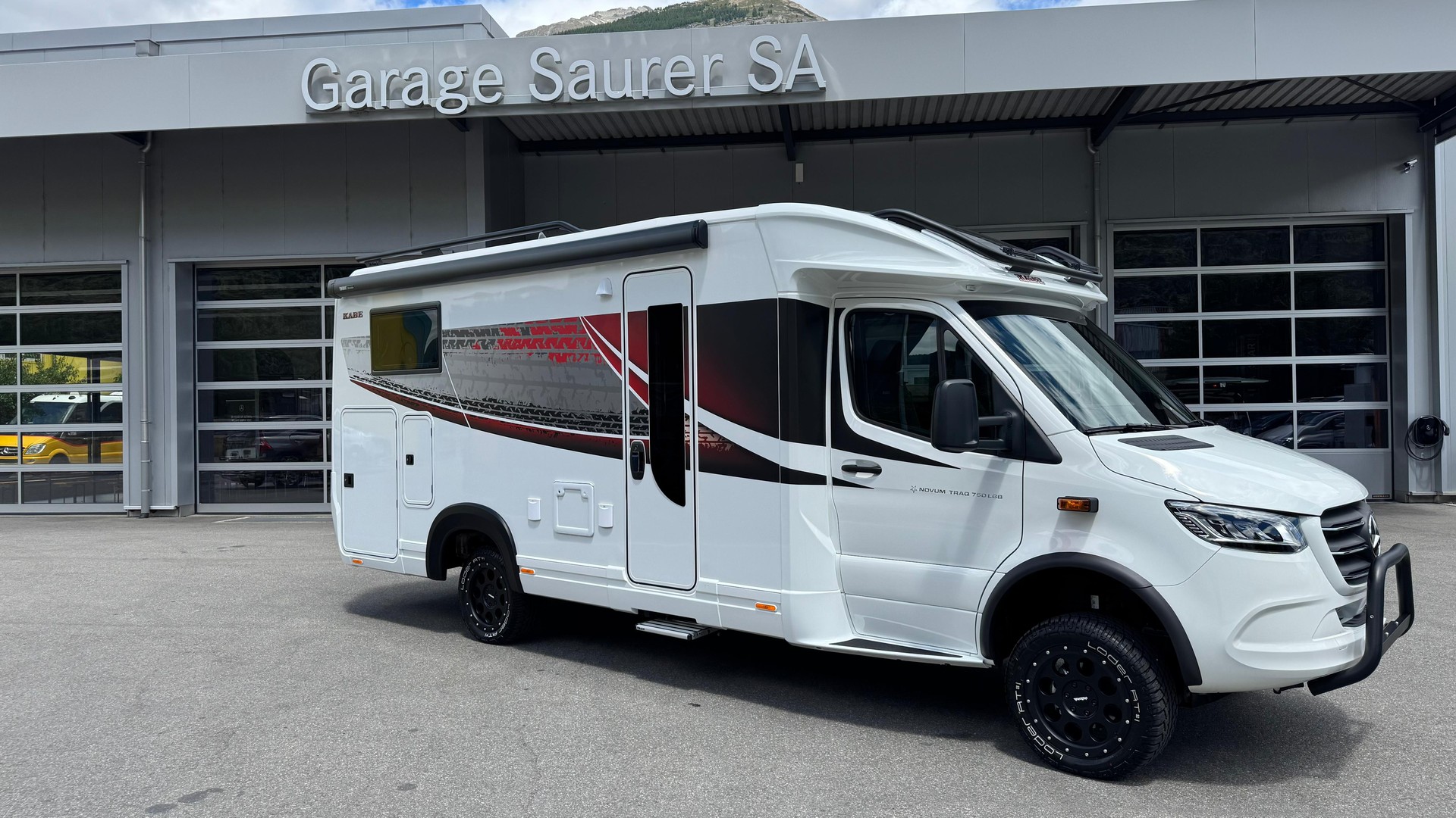 KABE Novum 750 LGB Traq 4x4-image-14