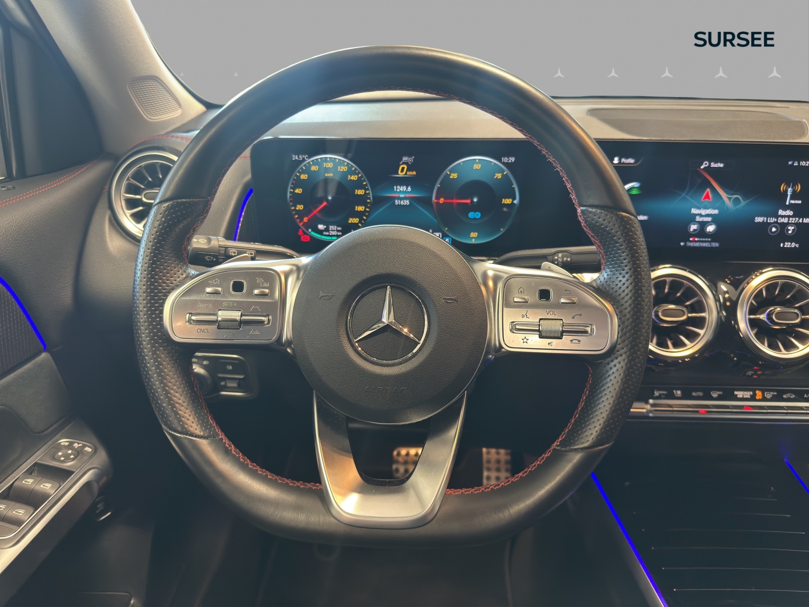 MERCEDES-BENZ EQB 300 AMG Line 4Matic-image-9
