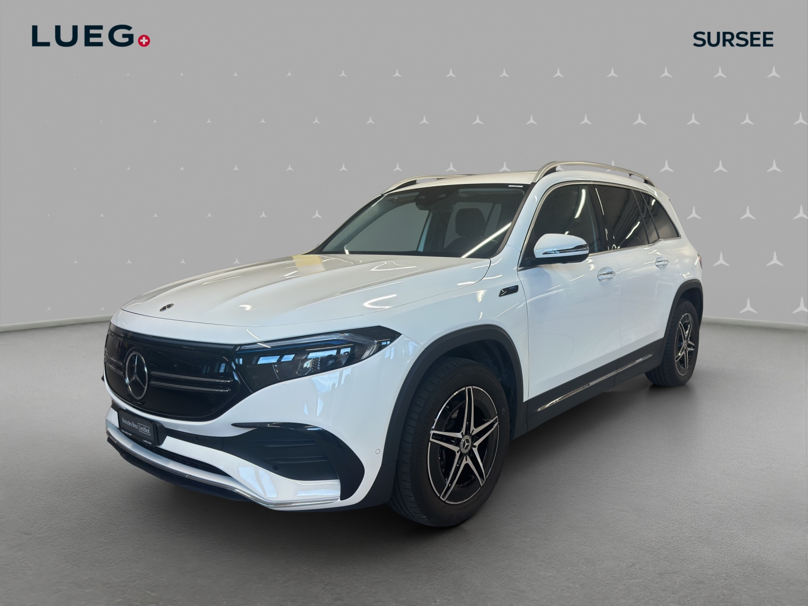 MERCEDES-BENZ EQB 300 AMG Line 4Matic