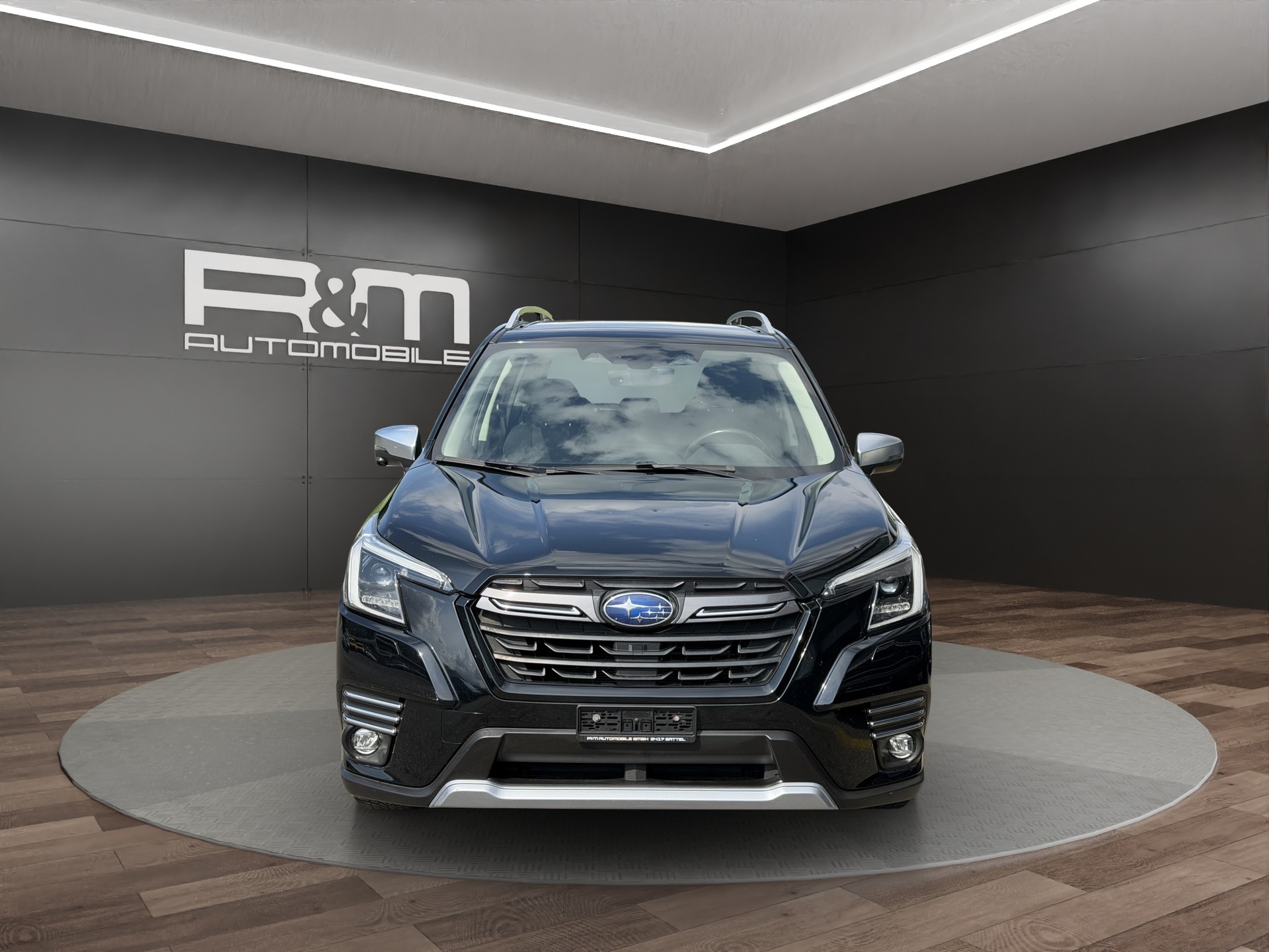 SUBARU Forester 2.0i e-Boxer Swiss Plus Lineartronic-showroom-element-1