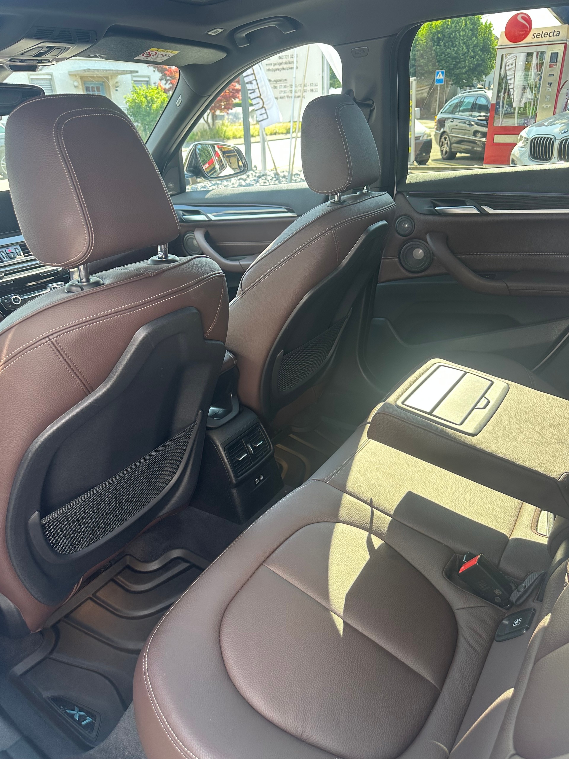 BMW X1 xDrive 25d M Sport Steptronic-image-11