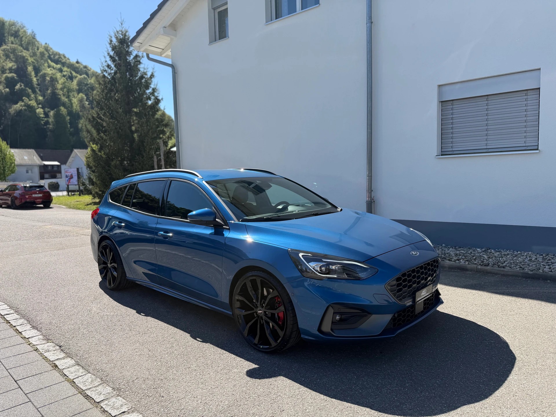 FORD Focus ST 2.3 Styling Paket Automat-showroom-element-2