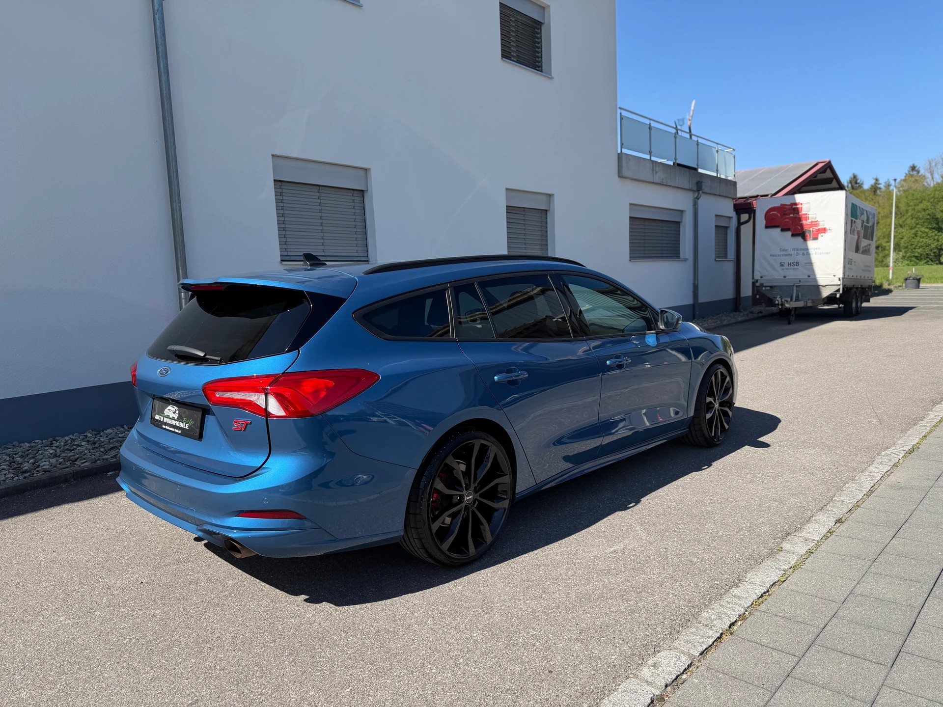 FORD Focus ST 2.3 Styling Paket Automat-image-6