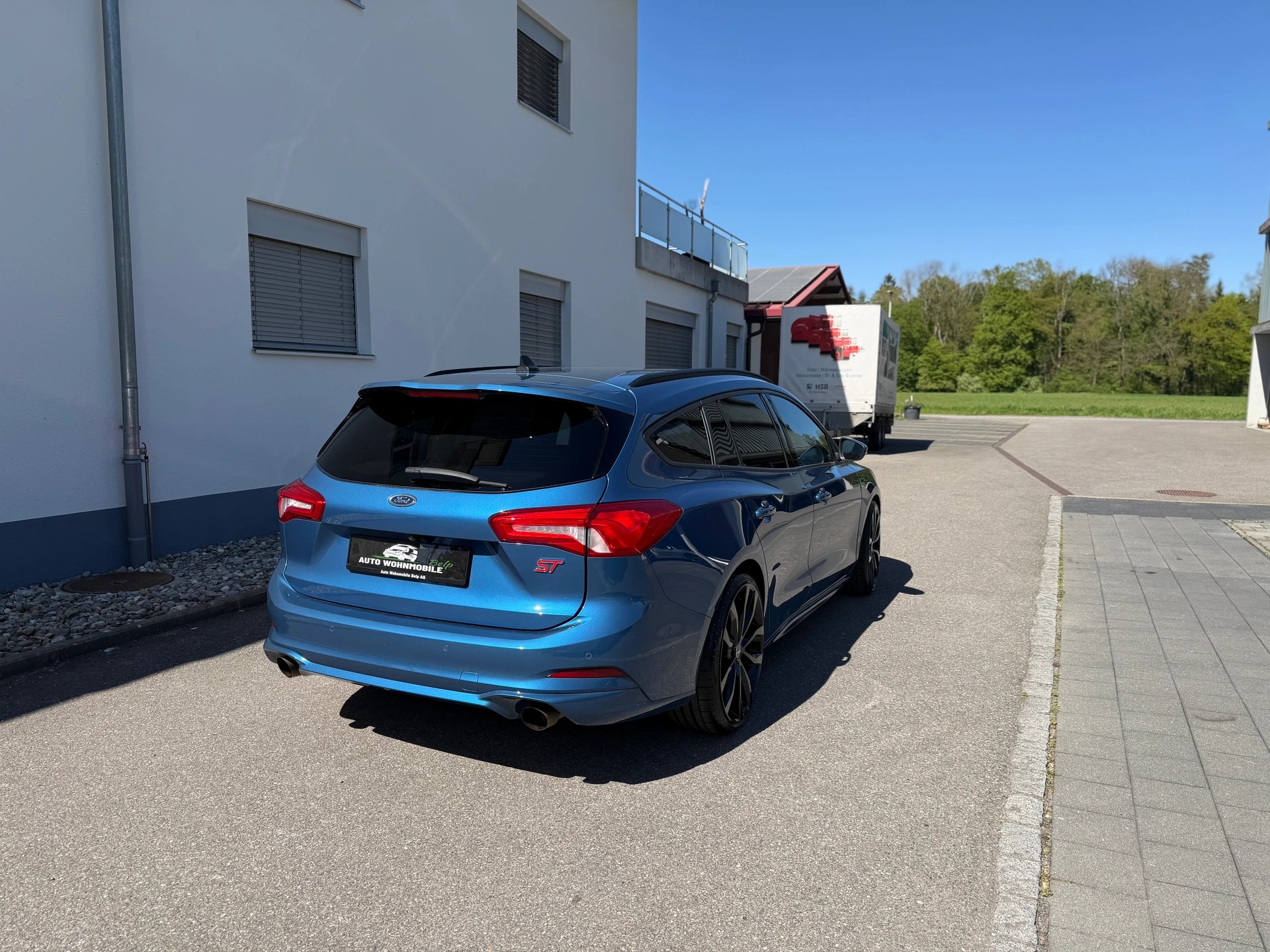 FORD Focus ST 2.3 Styling Paket Automat-image-7