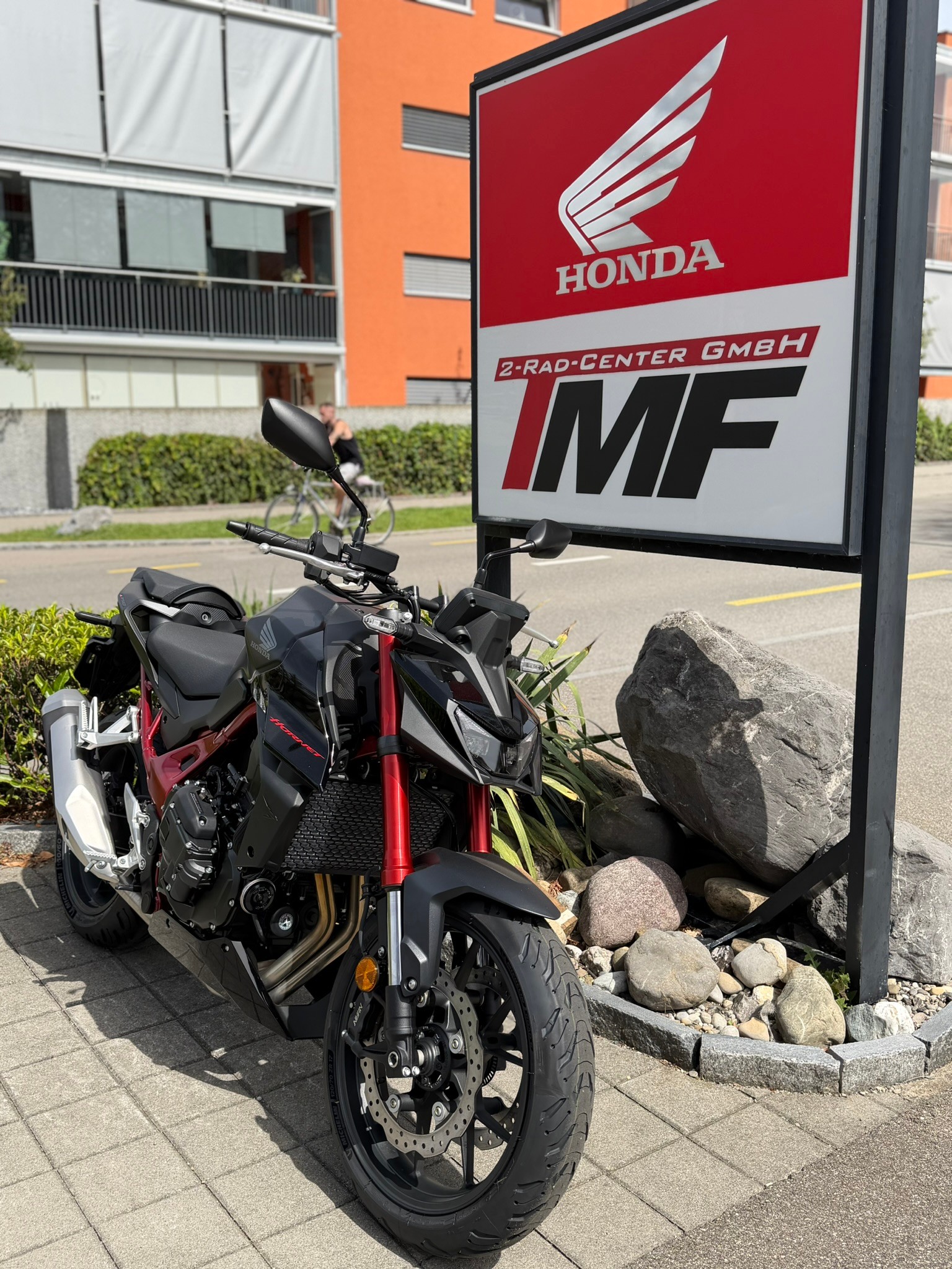 HONDA E CLUTCH VERSION-showroom-element-2