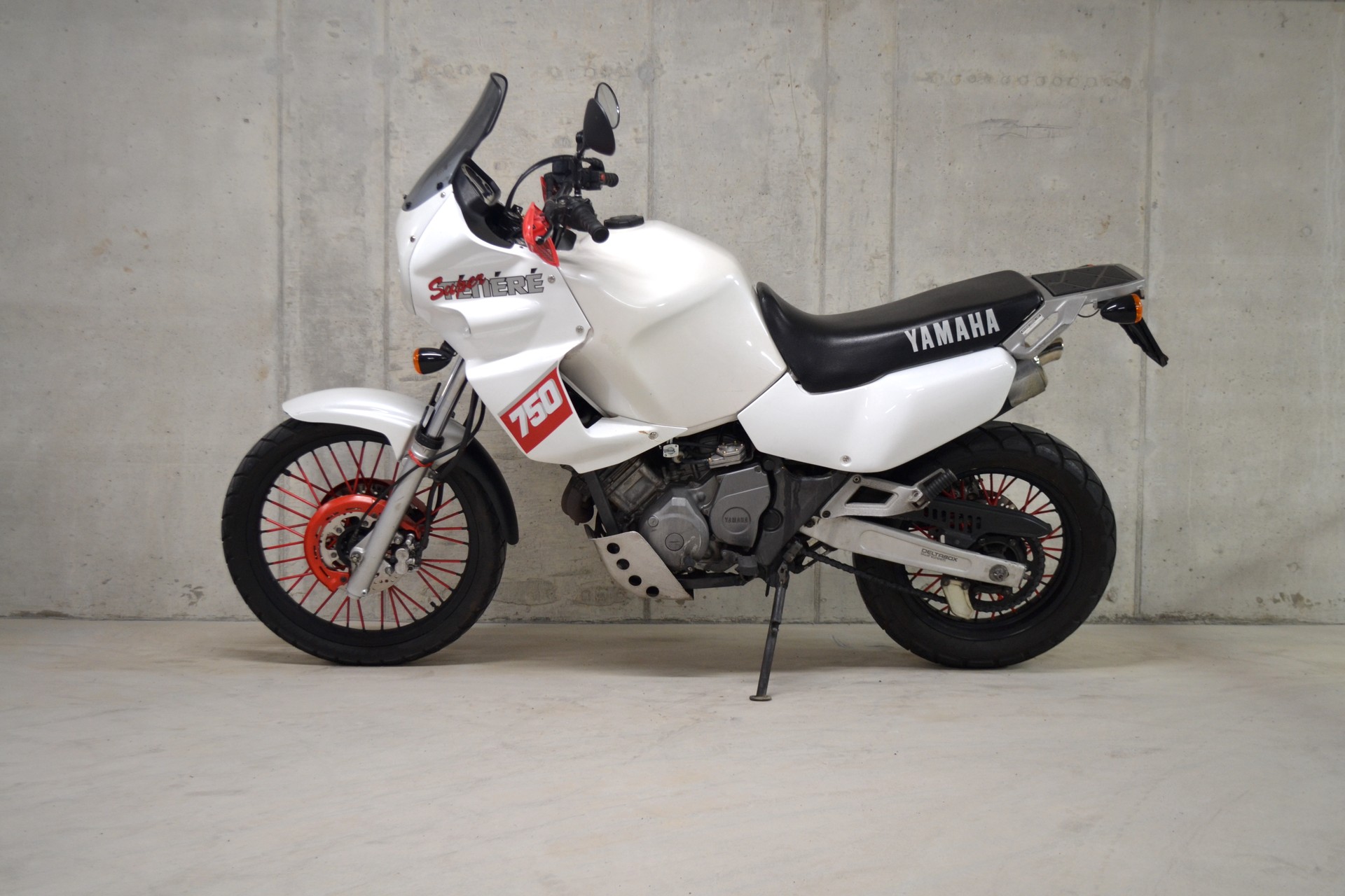 YAMAHA XTZ 750 Super Ténéré-image-2