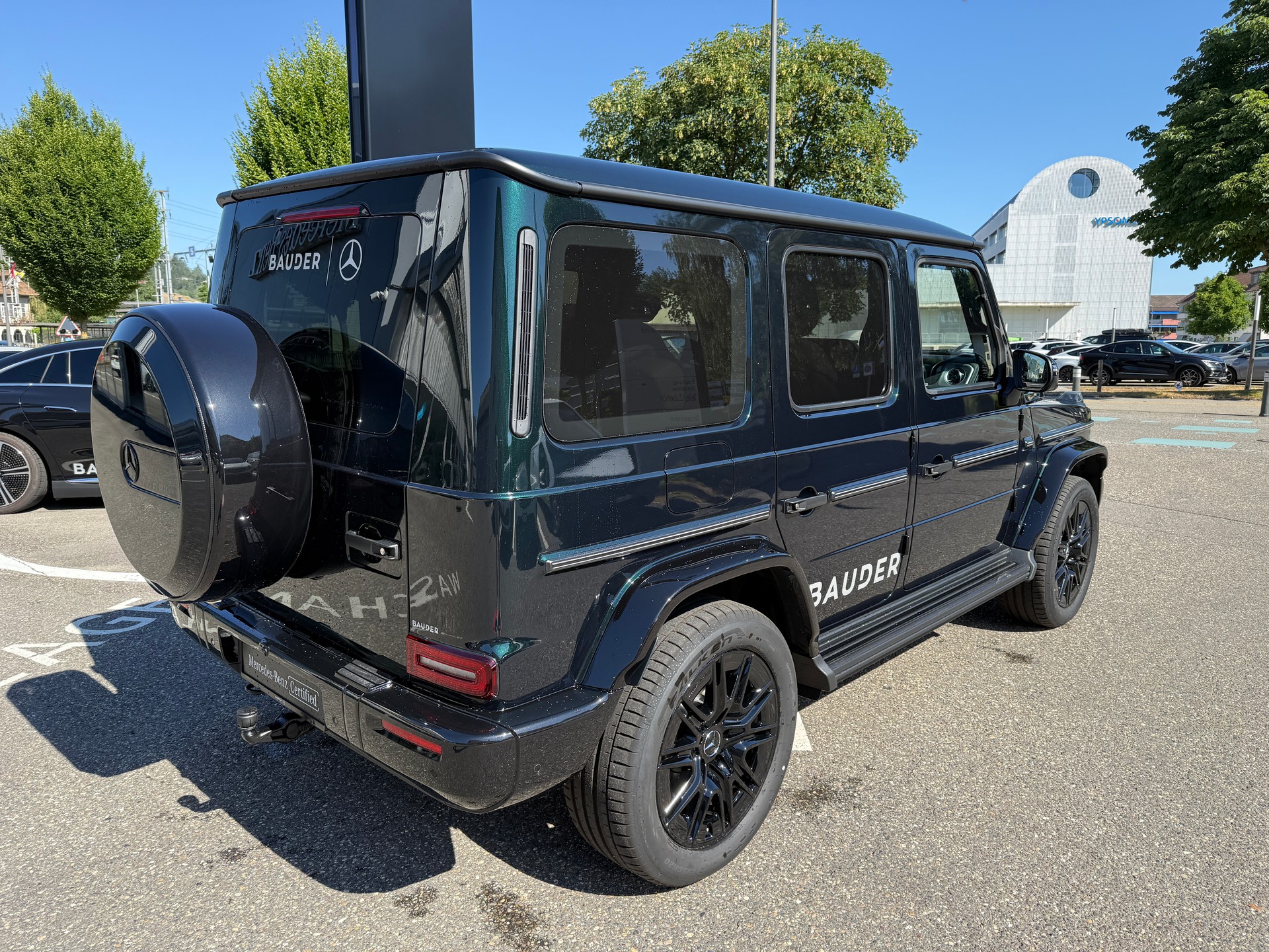 MERCEDES-BENZ G 450 d AMG Line-image-8
