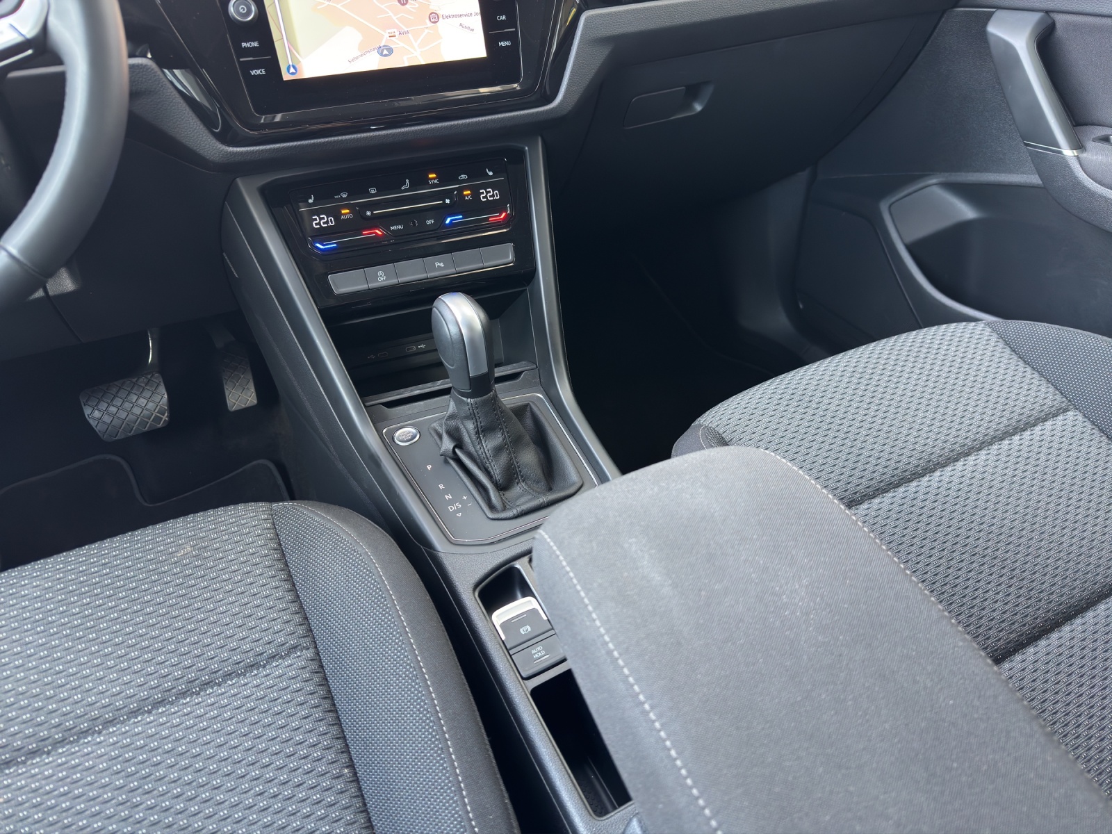 VW Touran 1.5 TSI Comfortline DSG-image-10
