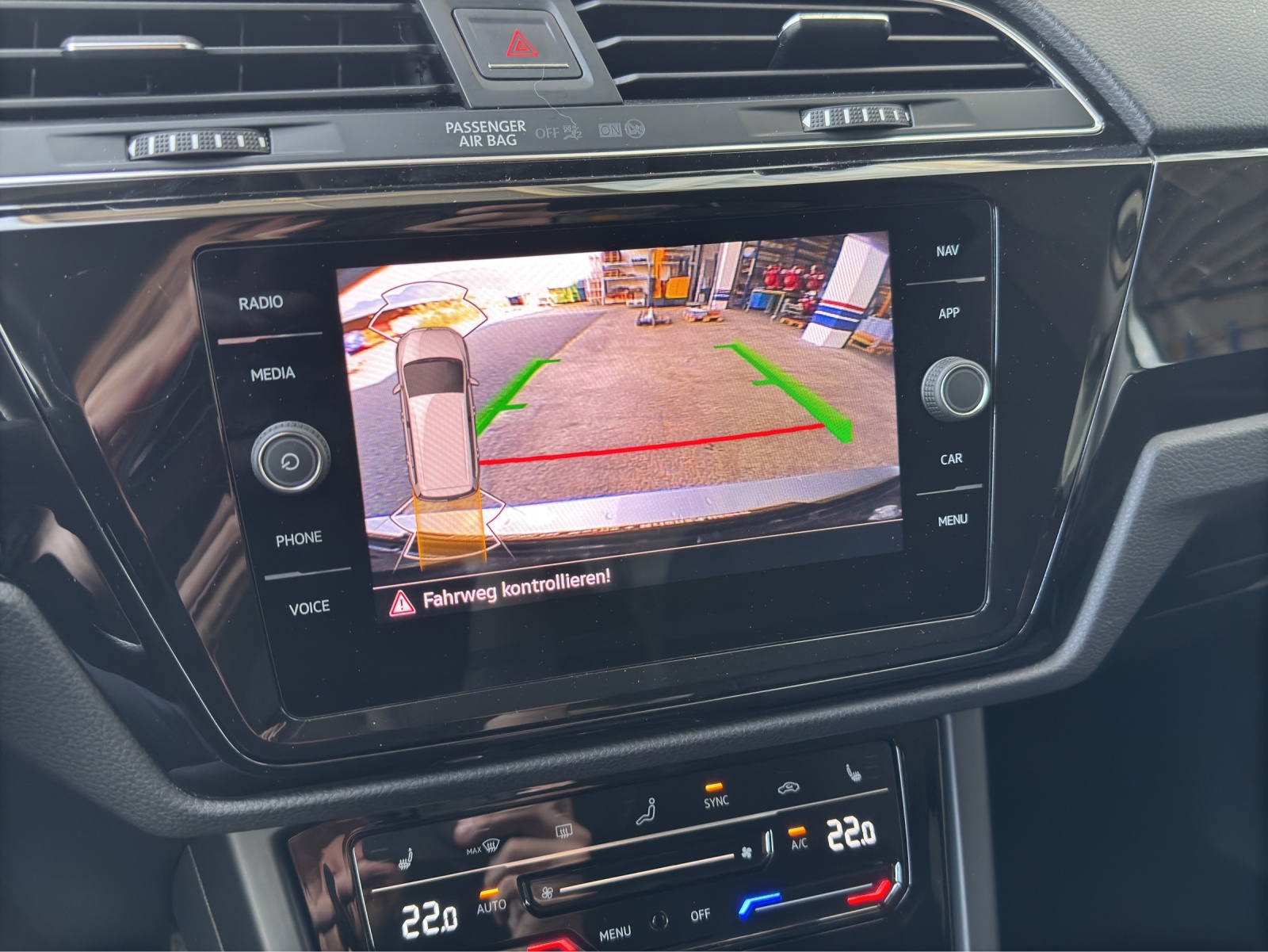 VW Touran 1.5 TSI Comfortline DSG-image-14