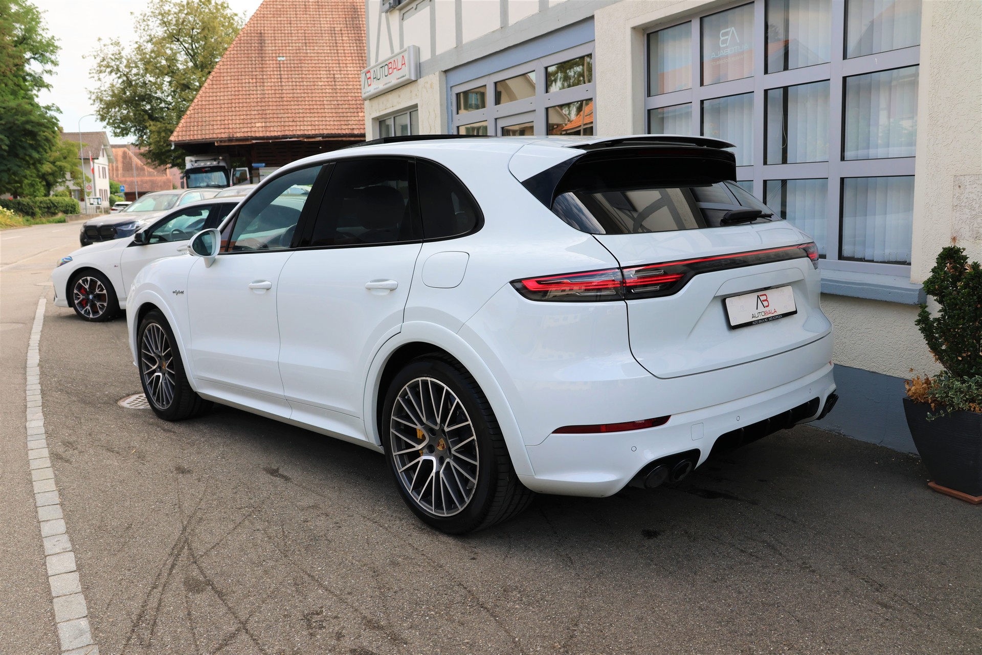 PORSCHE Cayenne Turbo S E-Hybrid (CH) + 3.0T AHK-image-7