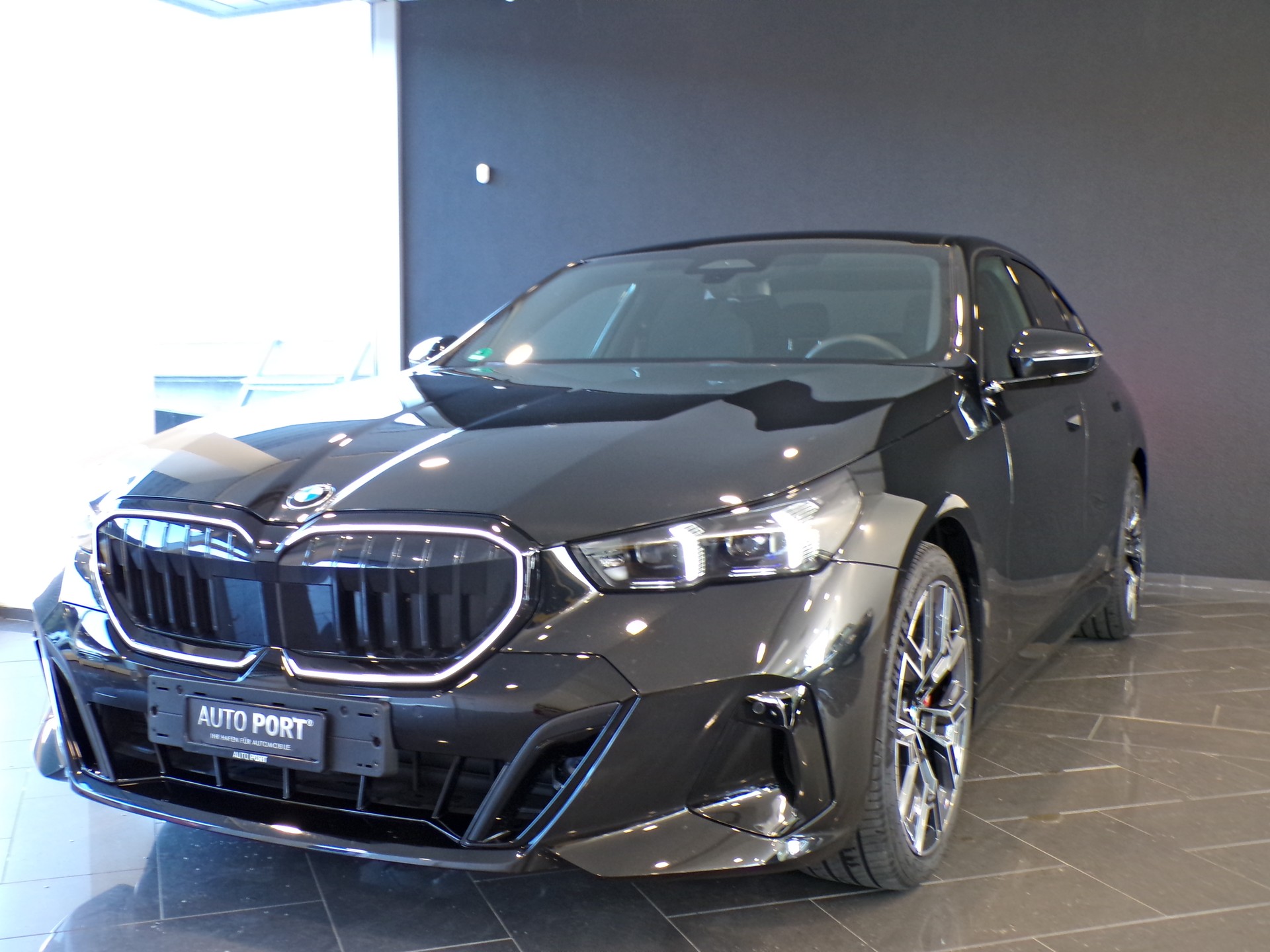 BMW 540d xDrive 48V M Sport Pro Steptronic-showroom-element-2