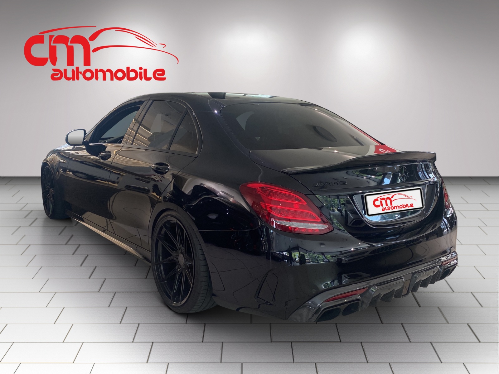 MERCEDES-BENZ C 63 S AMG Speedshift-showroom-element-1