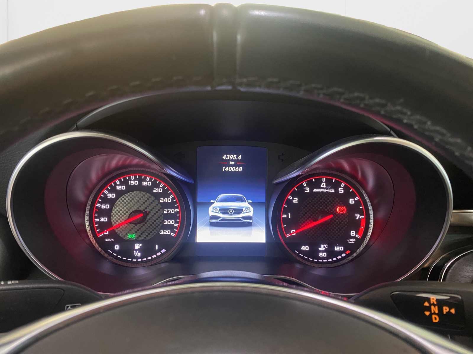 MERCEDES-BENZ C 63 S AMG Speedshift-image-11
