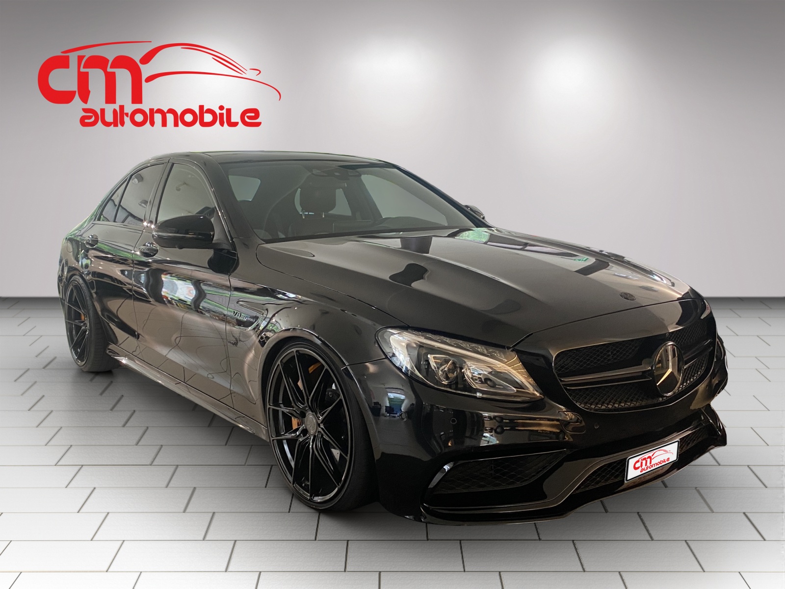 MERCEDES-BENZ C 63 S AMG Speedshift-showroom-element-3