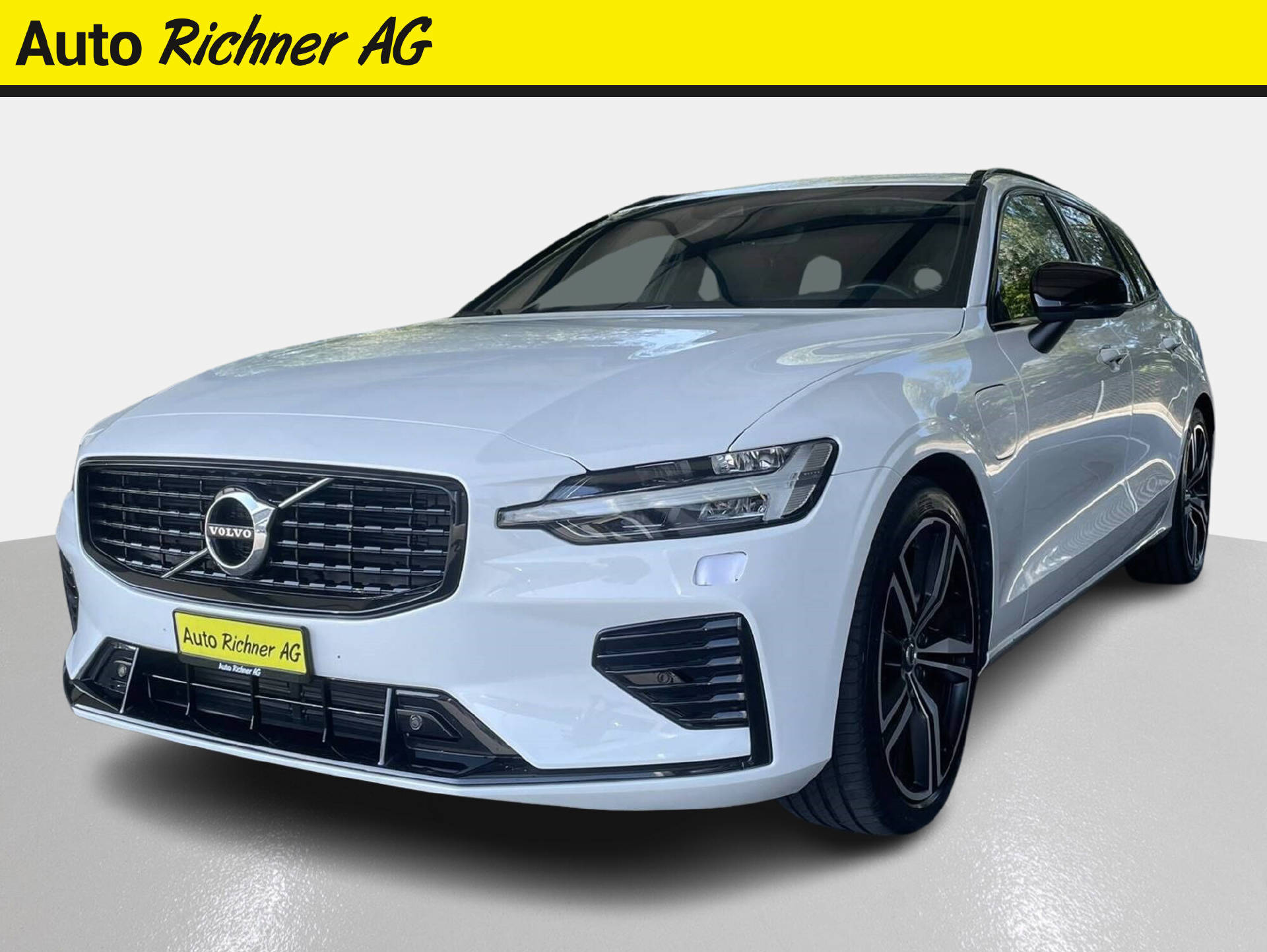 VOLVO V60 2.0 T6 TE R-Design eAWD-showroom-element-1