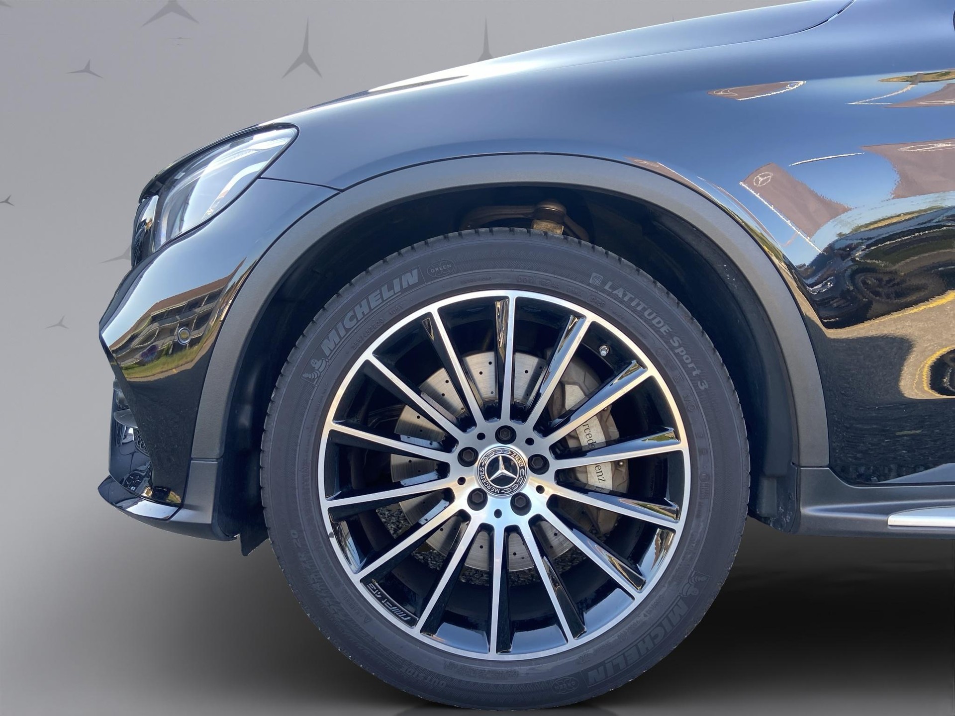 MERCEDES-BENZ GLC 250 AMG Line 4m Coupé-image-19