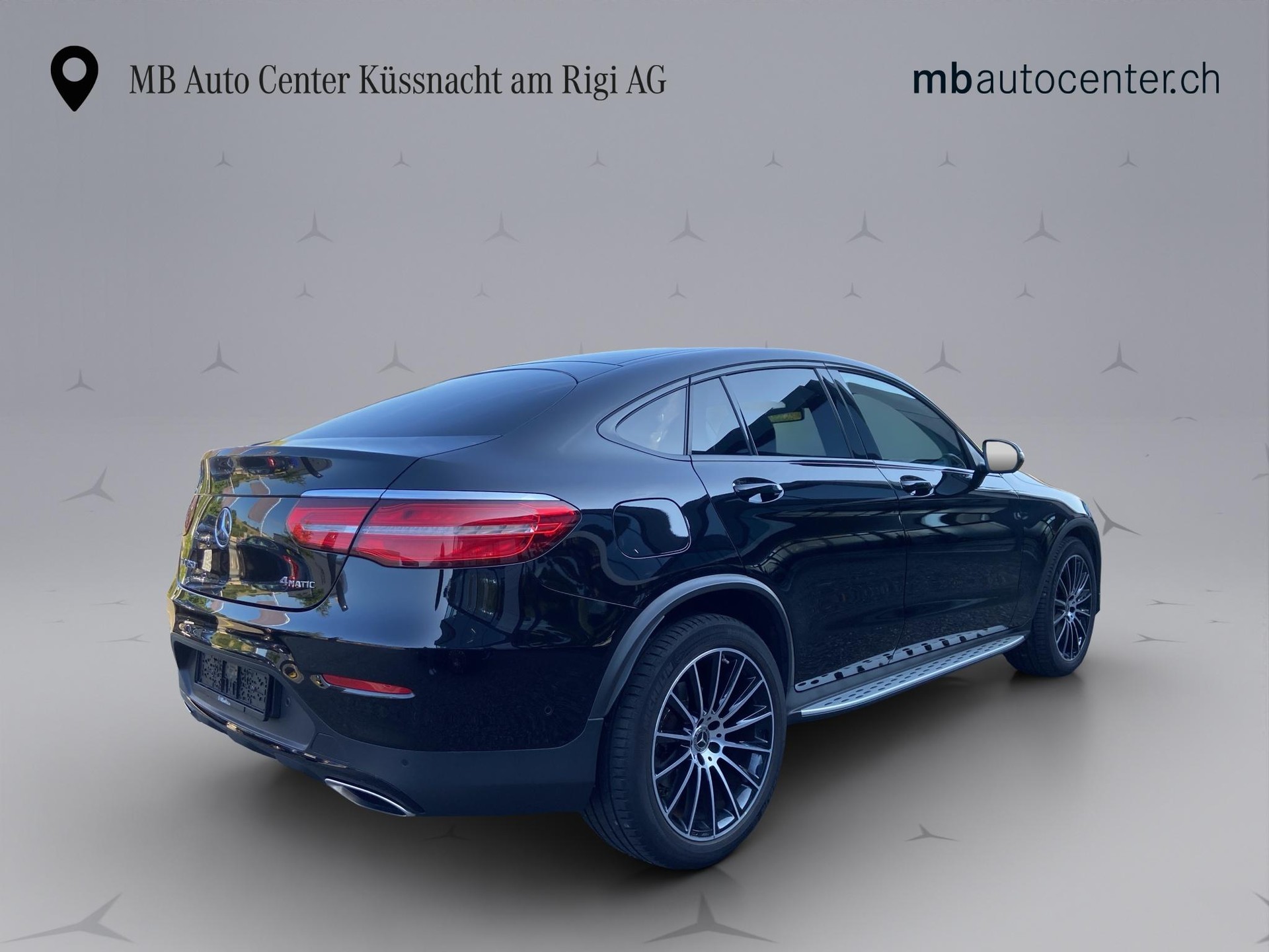 MERCEDES-BENZ GLC 250 AMG Line 4m Coupé-image-5