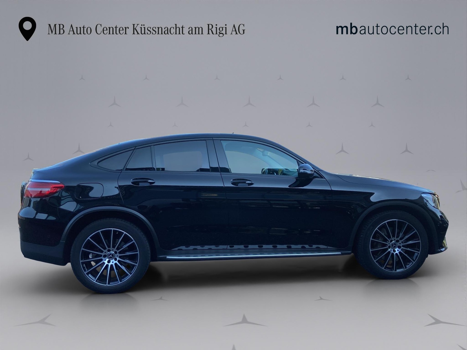MERCEDES-BENZ GLC 250 AMG Line 4m Coupé-image-6