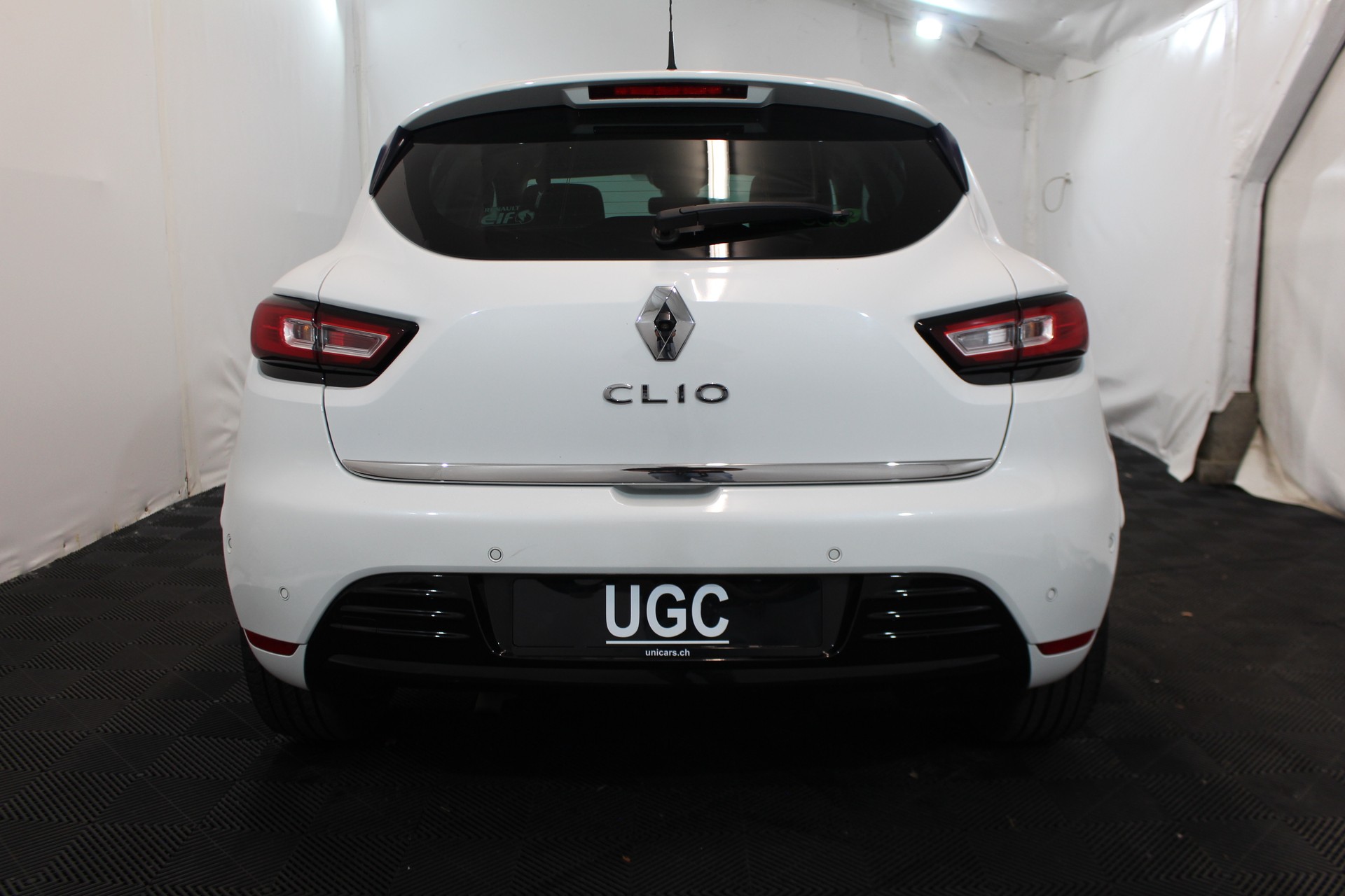 RENAULT Clio 1.2 TCe 120 Swiss Edition S/S-image-4