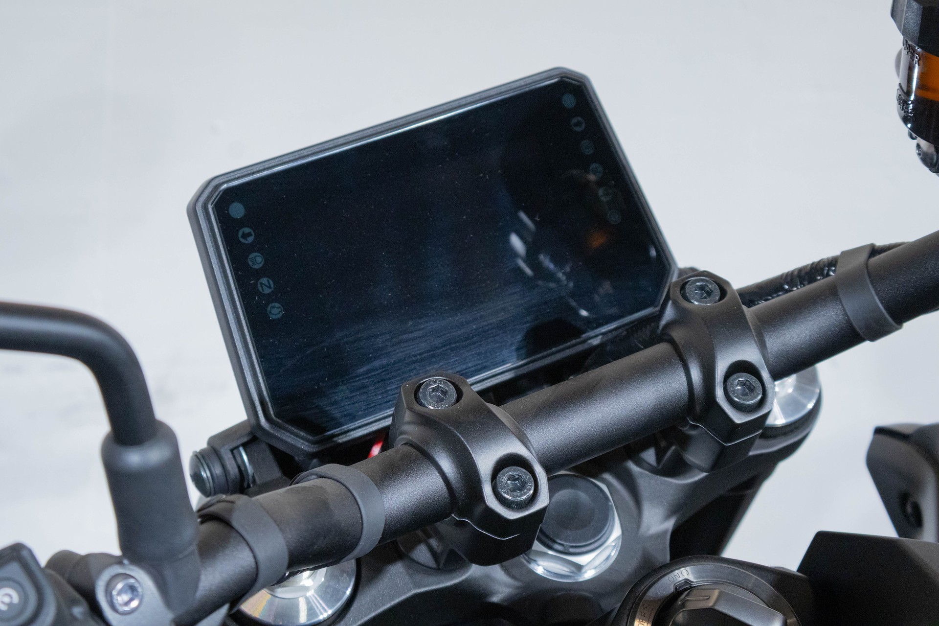 YAMAHA MT-09 Y-AMT-image-12
