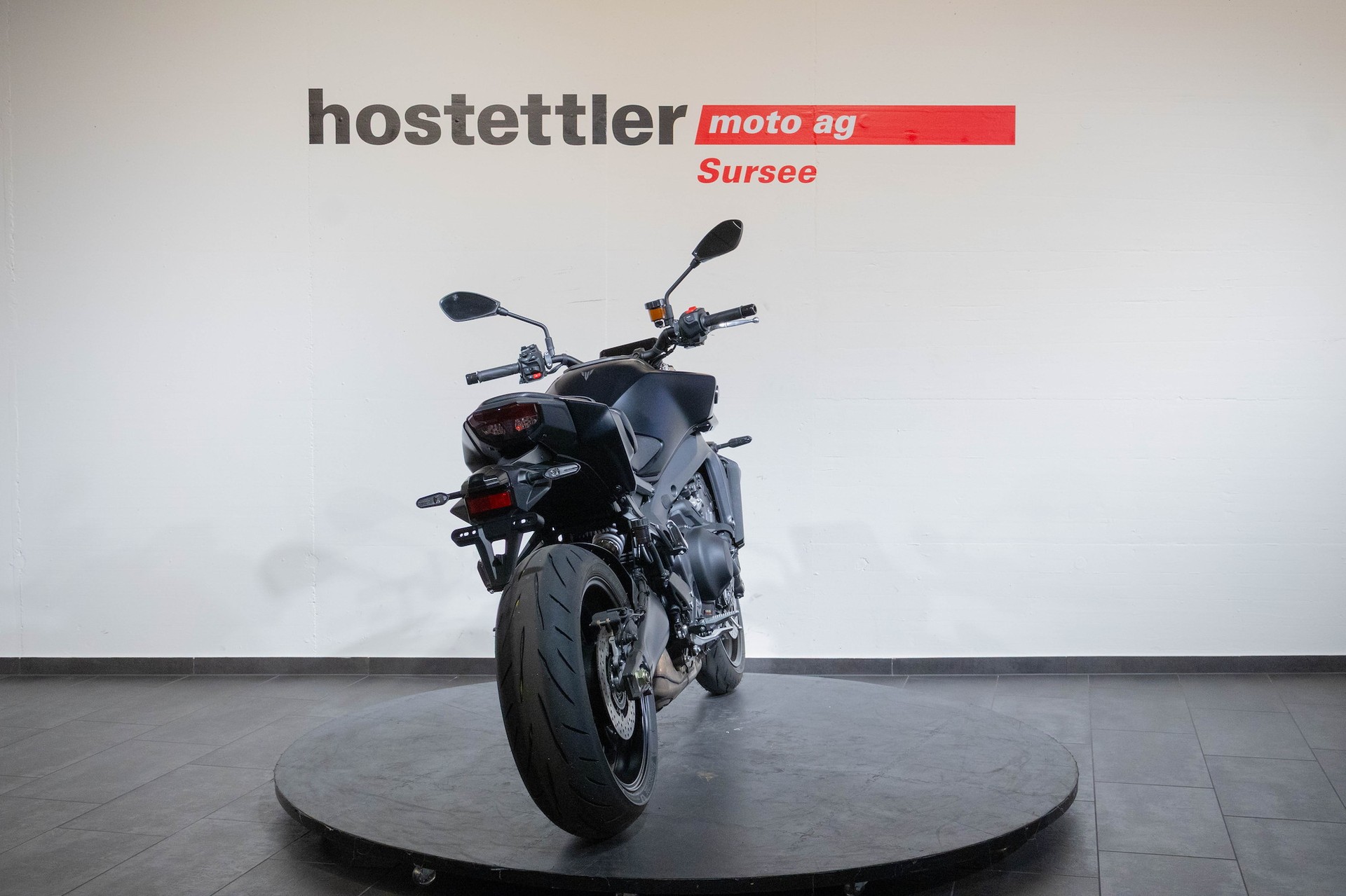 YAMAHA MT-09 Y-AMT-showroom-element-3