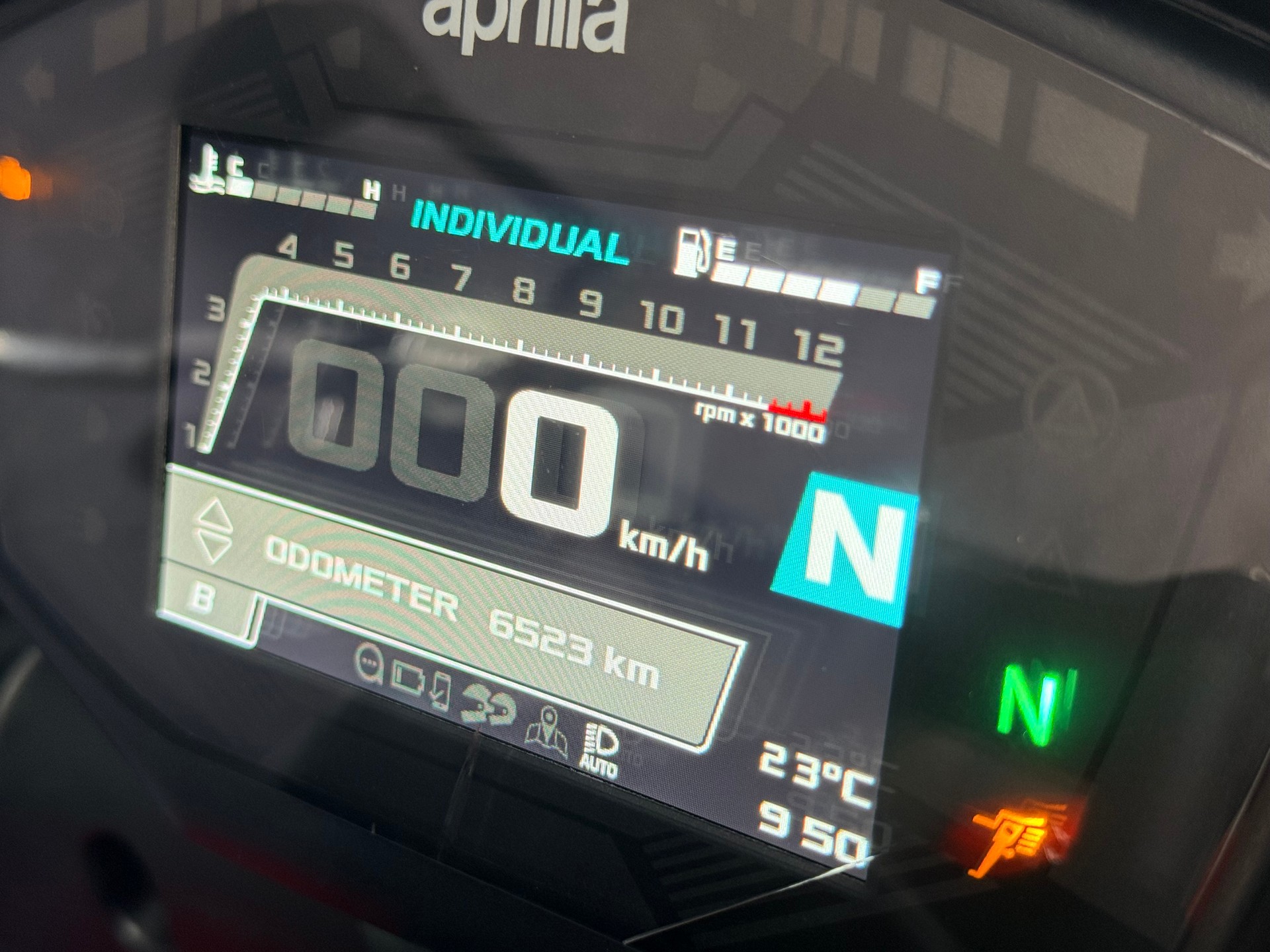APRILIA Tuono 660-image-8