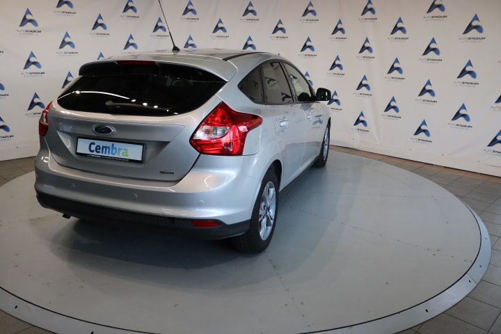 FORD Focus 1.0 SCTi Titanium-image-13
