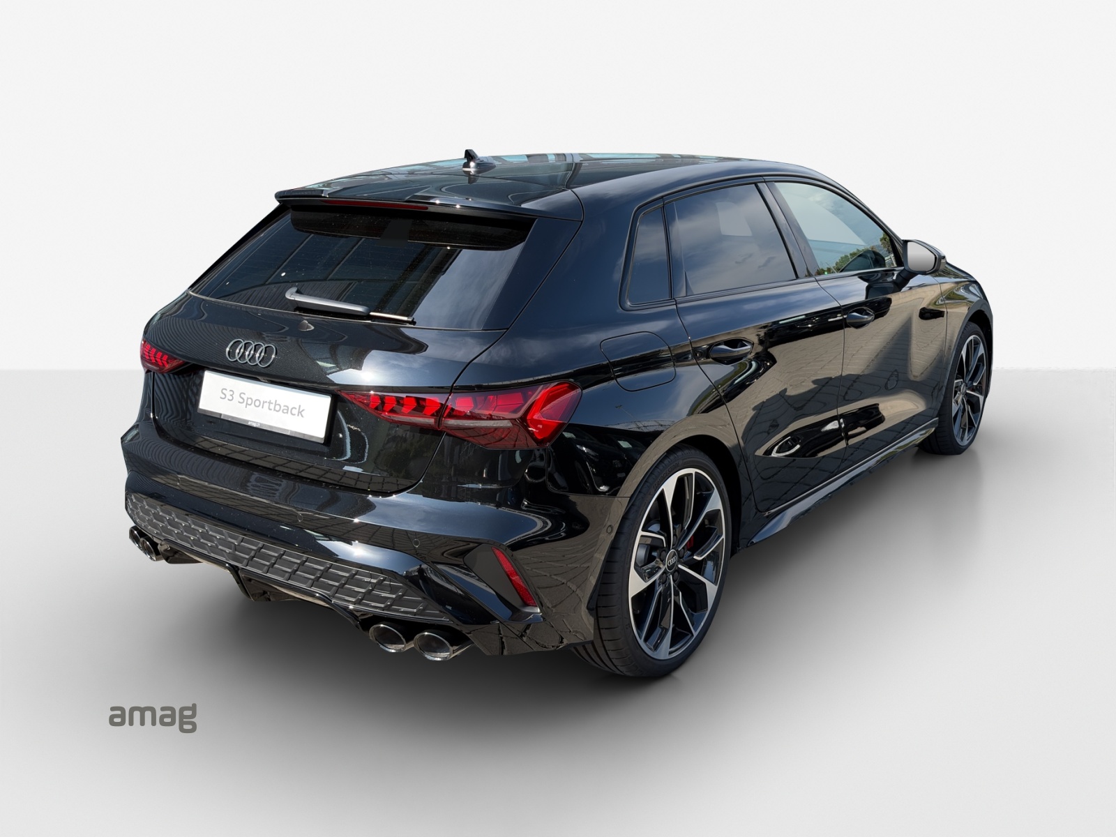 AUDI S3 Sportback TFSI quattro S-tronic-image-4