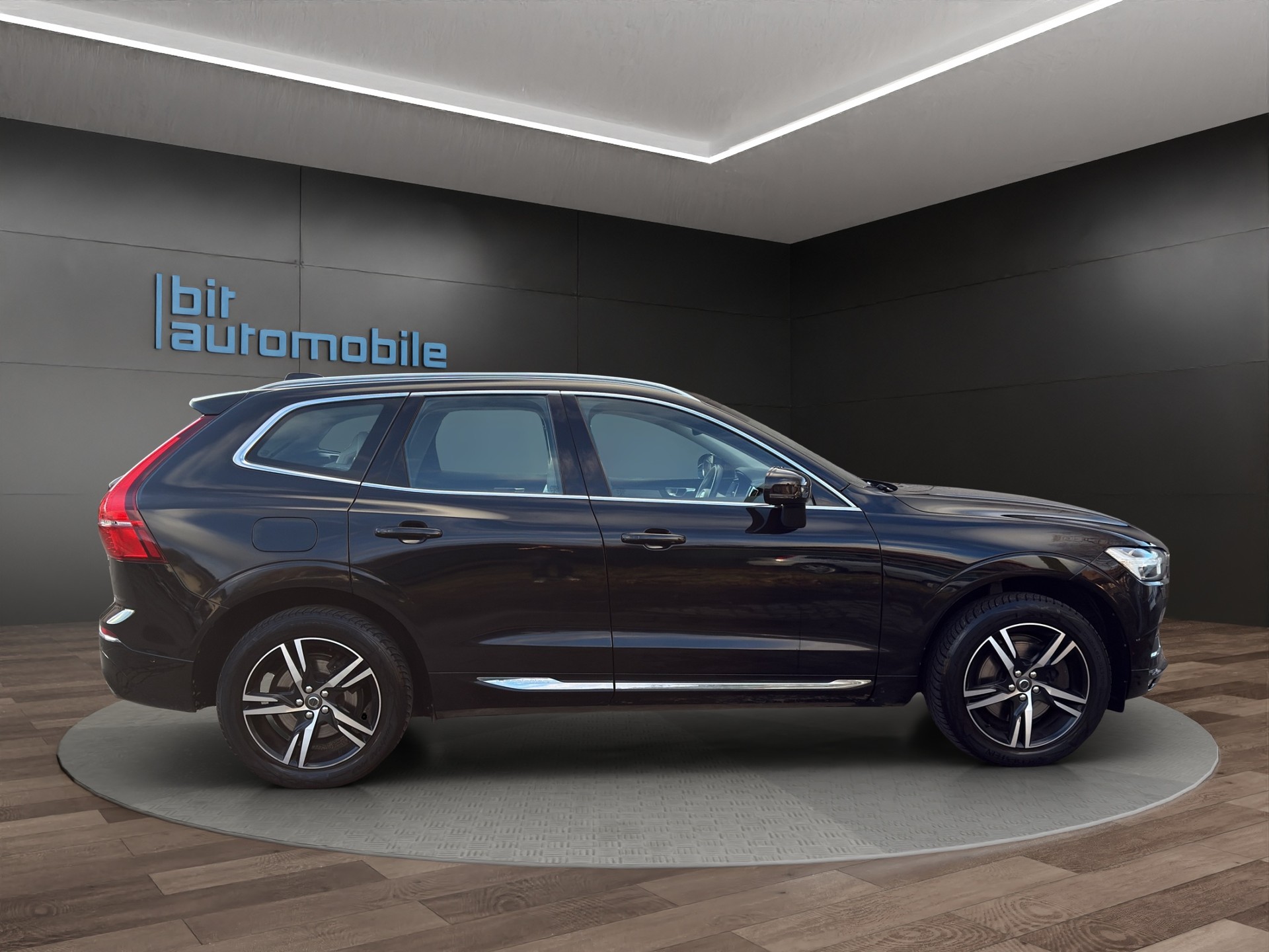 VOLVO XC60 T6 AWD Inscription Geartronic-image-10