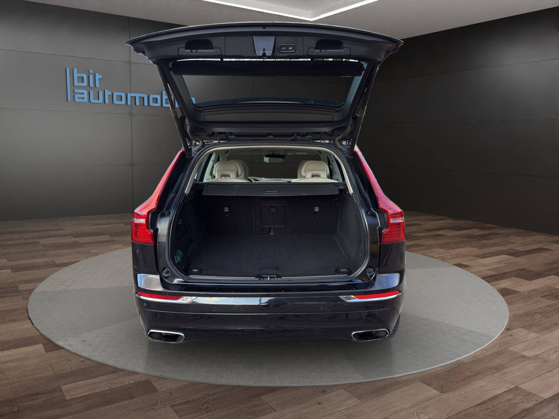 VOLVO XC60 T6 AWD Inscription Geartronic-image-7