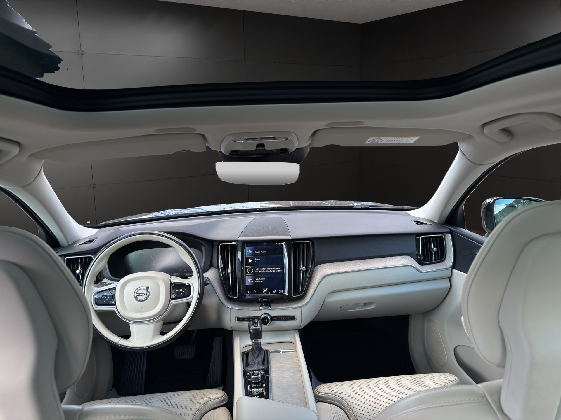 VOLVO XC60 T6 AWD Inscription Geartronic-image-3