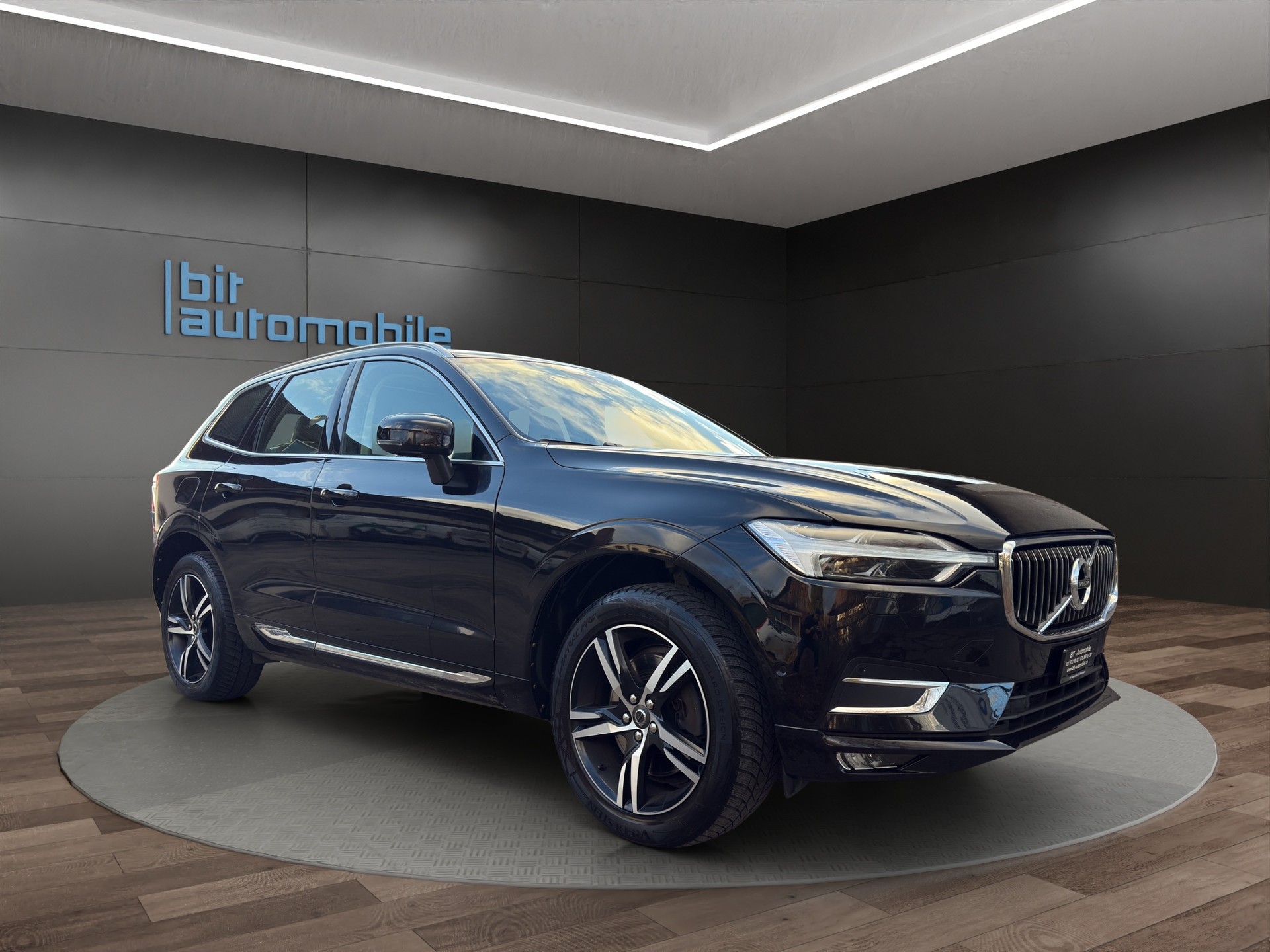 VOLVO XC60 T6 AWD Inscription Geartronic-image-9