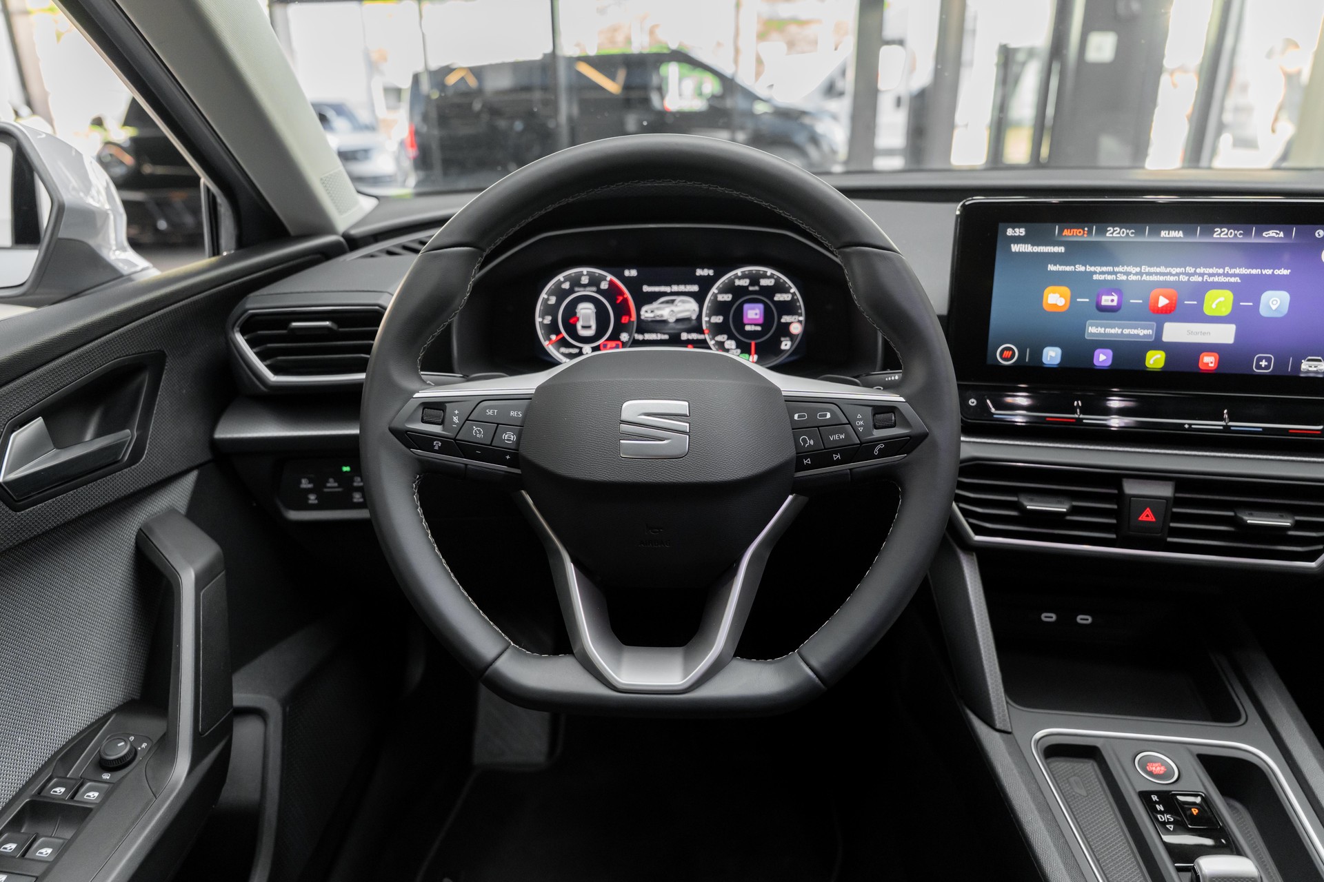 SEAT Leon 1.0 eTSI mHEV Style-image-18