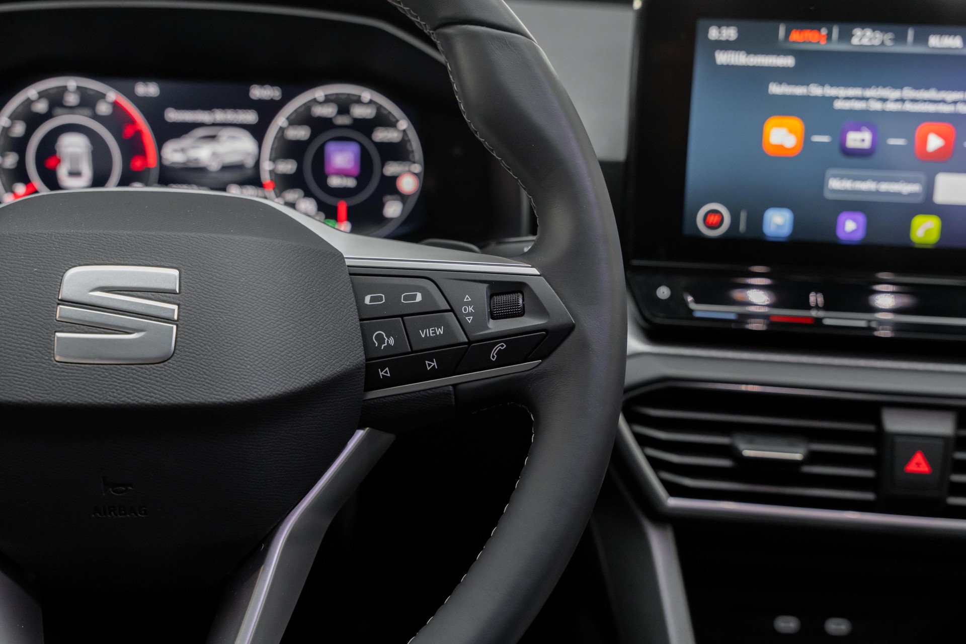 SEAT Leon 1.0 eTSI mHEV Style-image-19