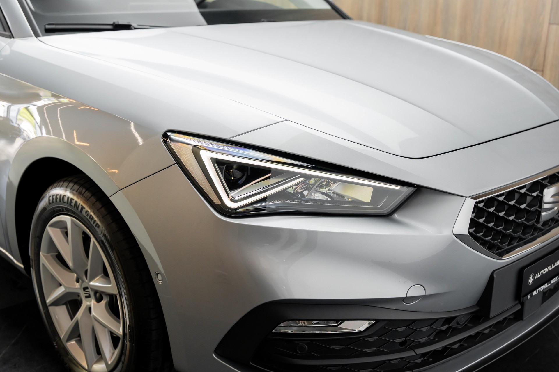SEAT Leon 1.0 eTSI mHEV Style-image-22