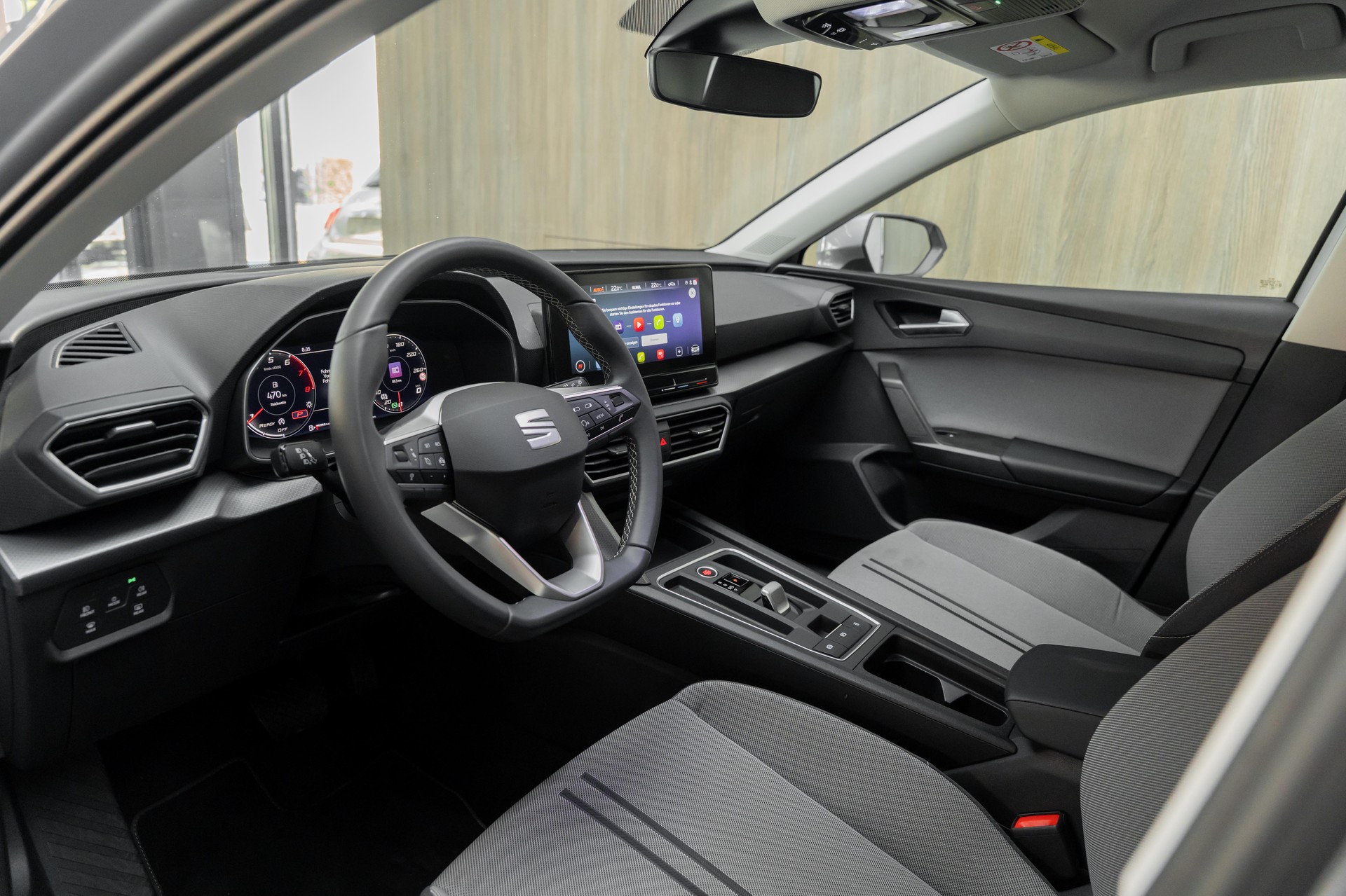 SEAT Leon 1.0 eTSI mHEV Style-showroom-element-3