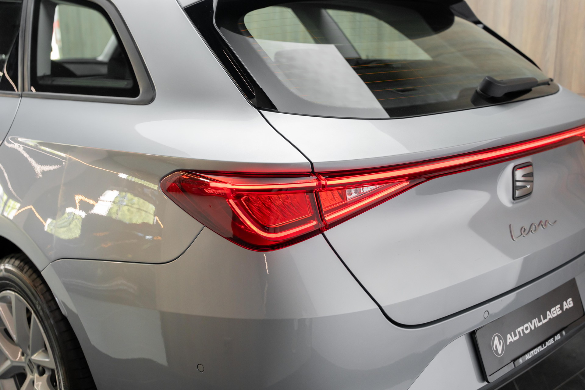 SEAT Leon 1.0 eTSI mHEV Style-image-23