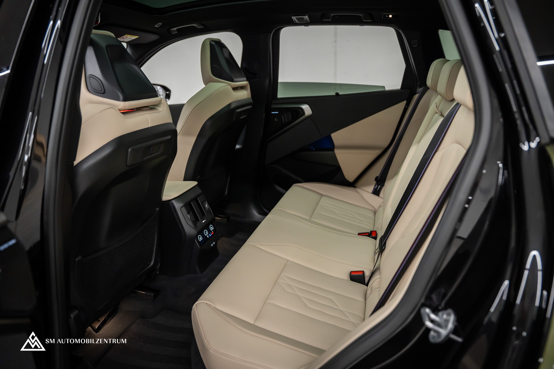 BMW X3 M50i 48V M Sport Pro / Werksgarantie / Panorama / 360° / Sitzbelüftung / AHK-image-26