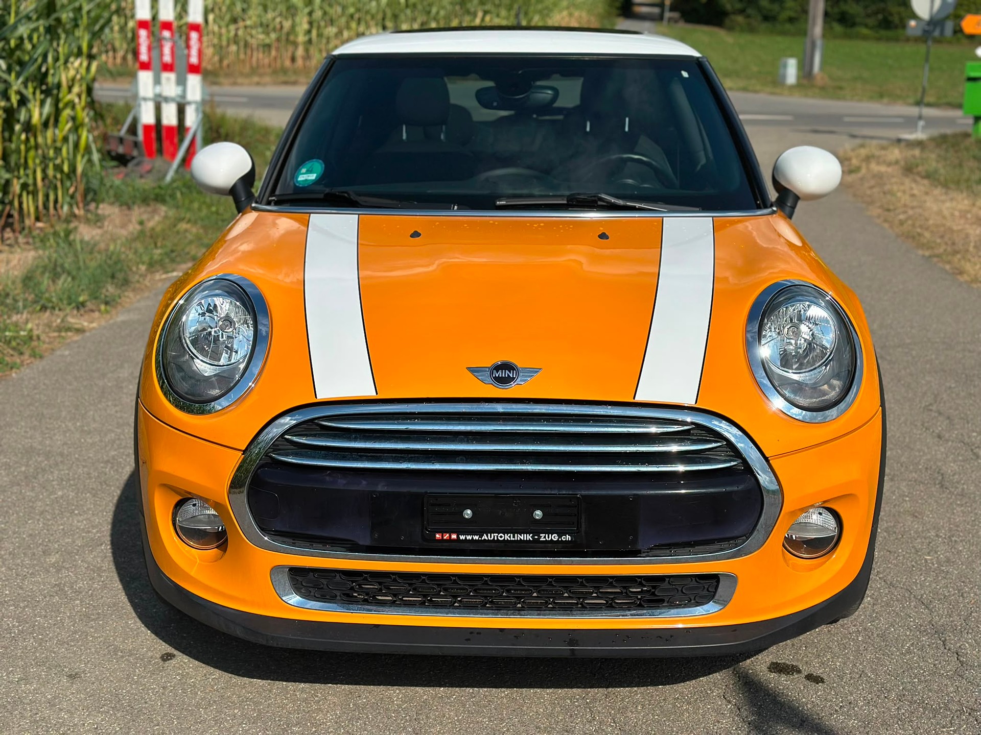 MINI Cooper Steptronic-showroom-element-2