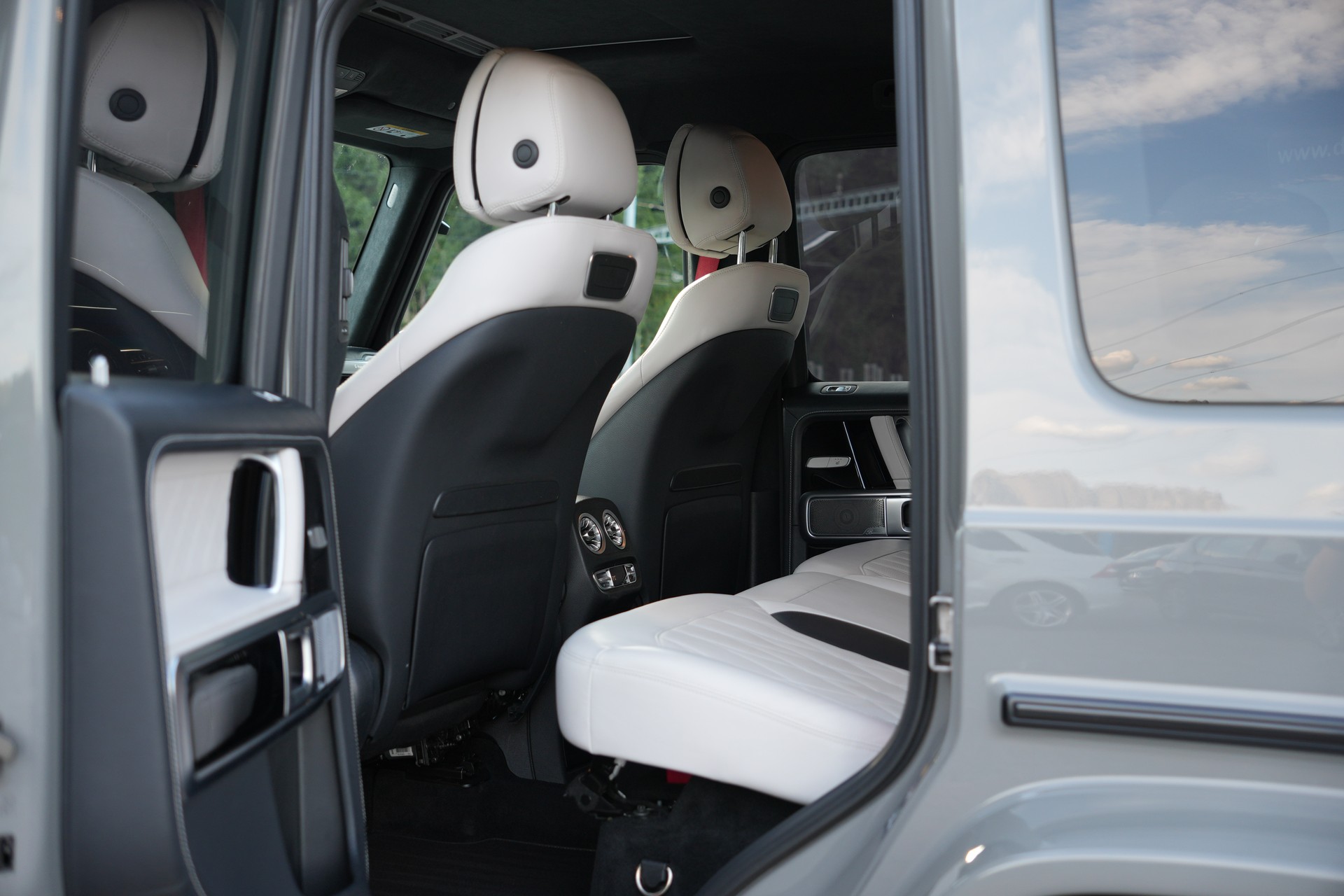 MERCEDES-BENZ G 63 AMG Speedshift Plus G-Tronic G-MANUFAKTUR-image-14