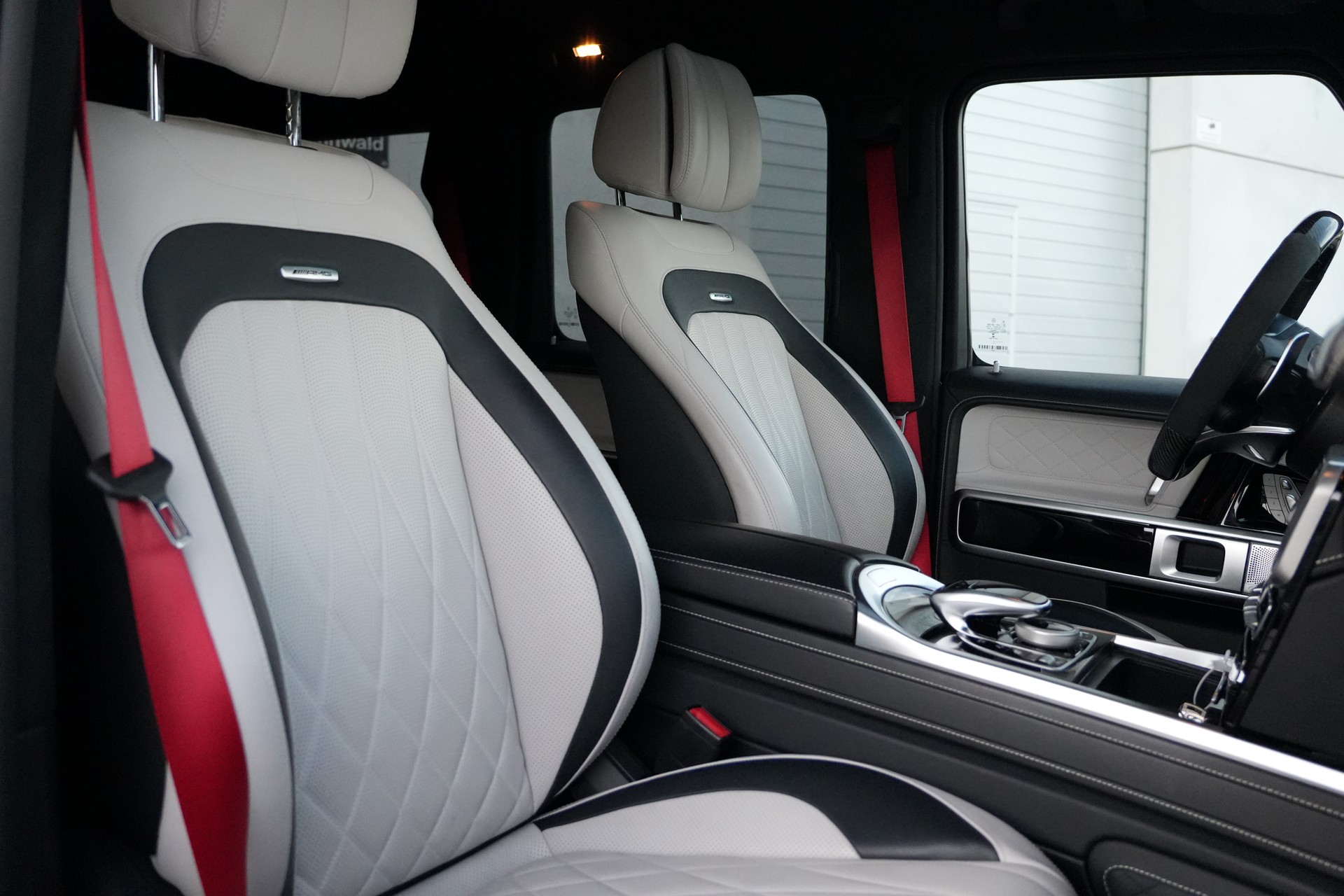MERCEDES-BENZ G 63 AMG Speedshift Plus G-Tronic G-MANUFAKTUR-image-21