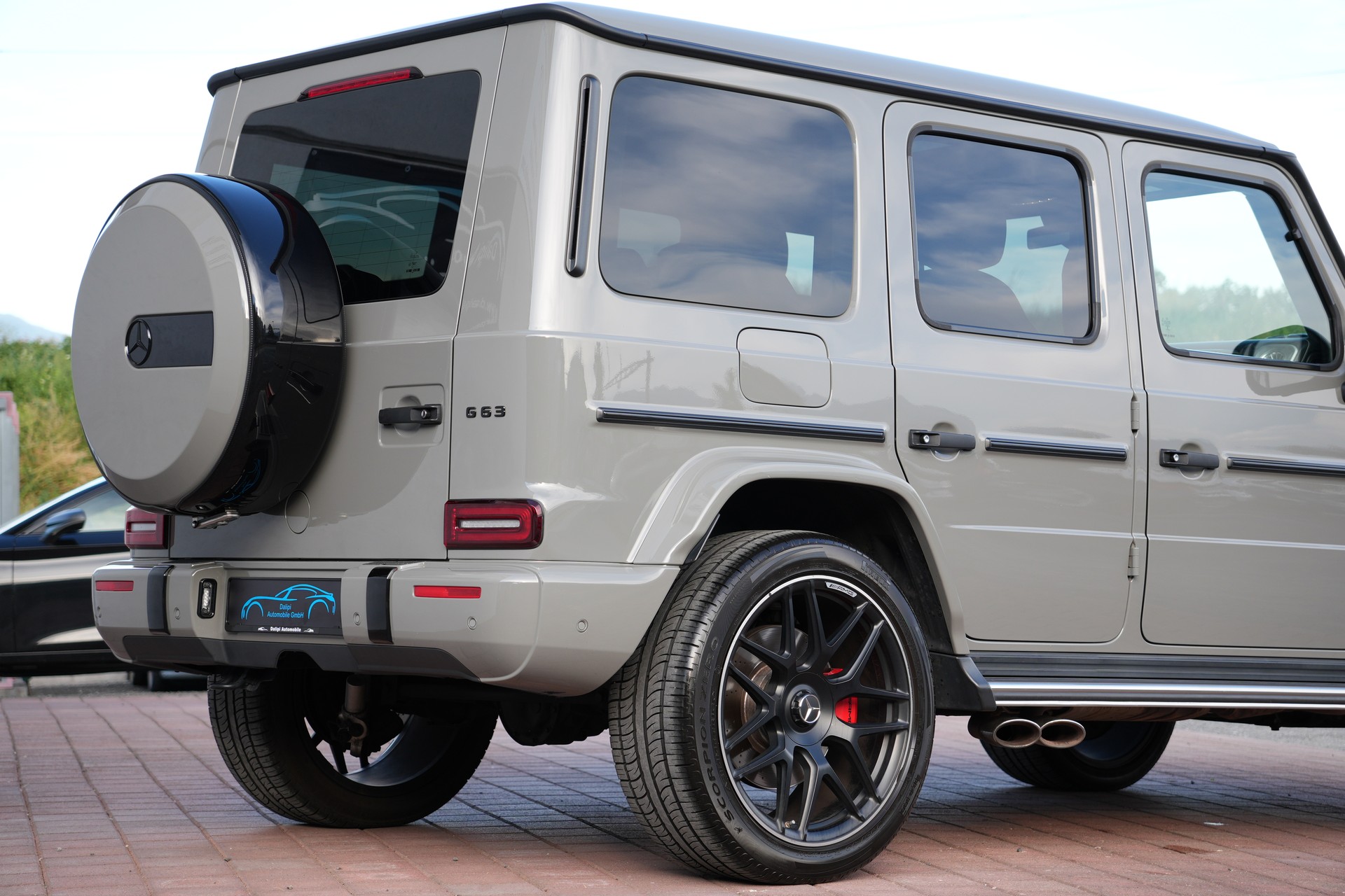 MERCEDES-BENZ G 63 AMG Speedshift Plus G-Tronic G-MANUFAKTUR-image-12