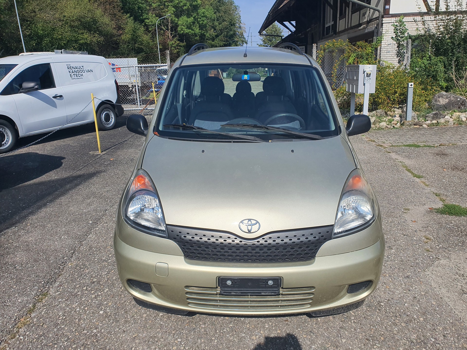 TOYOTA Yaris Verso 1.3 Linea Sol