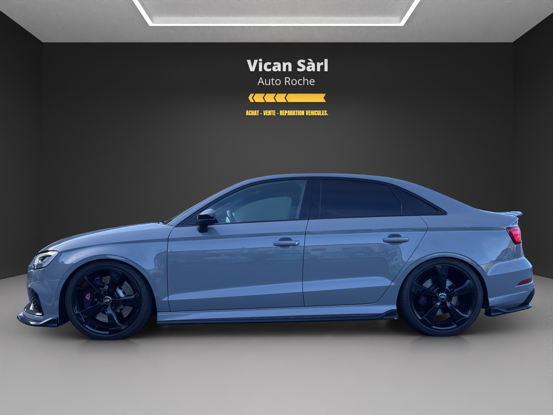 AUDI RS3 Limousine 2.5 TSI quattro S-tronic-image-3