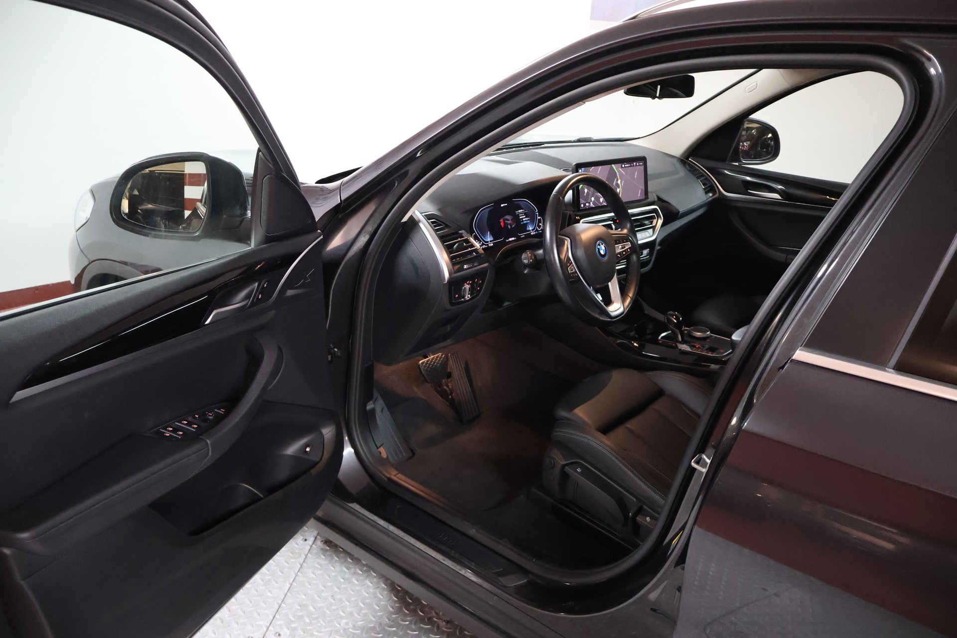 BMW X3 xDrive 30e-image-4