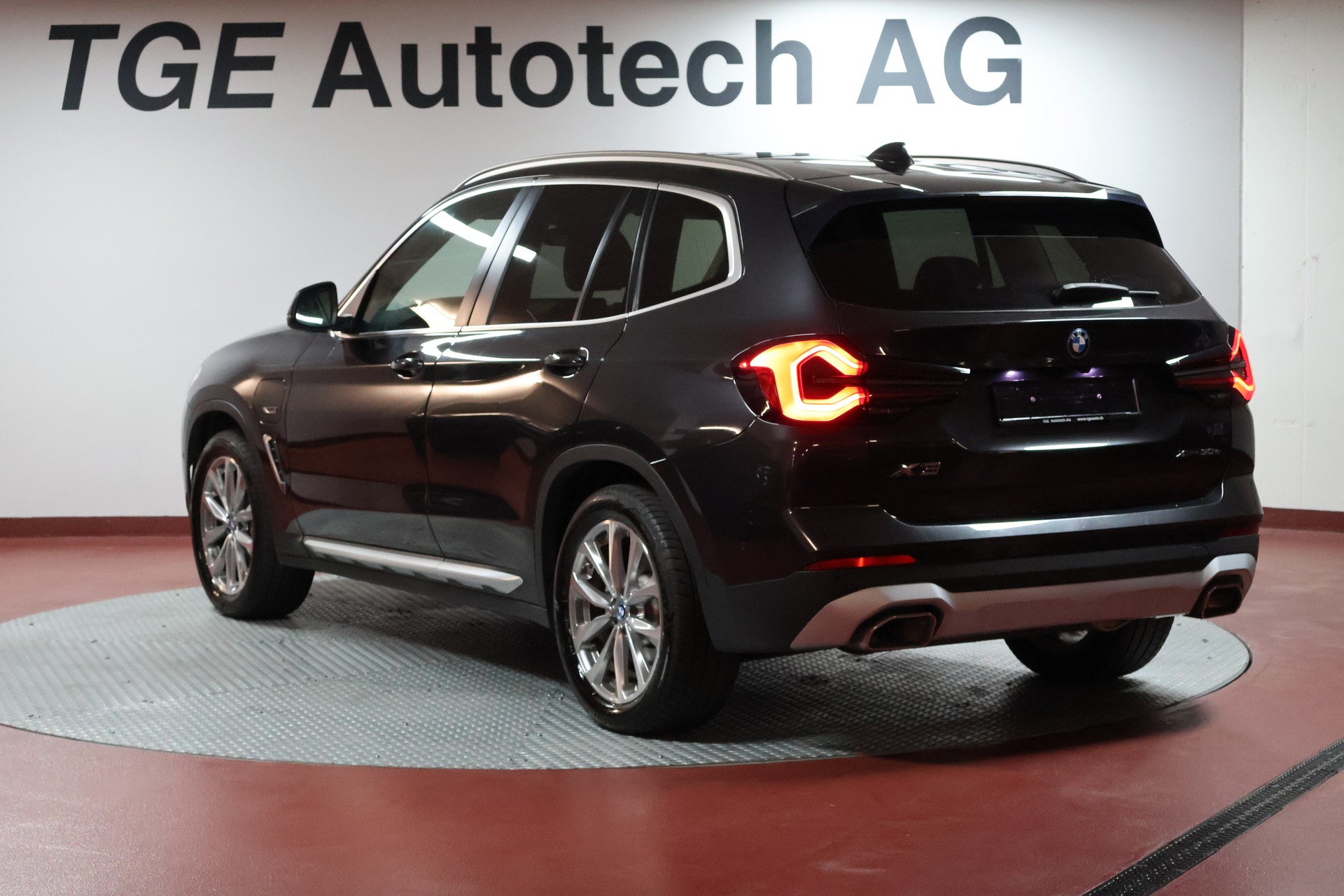 BMW X3 xDrive 30e-image-18