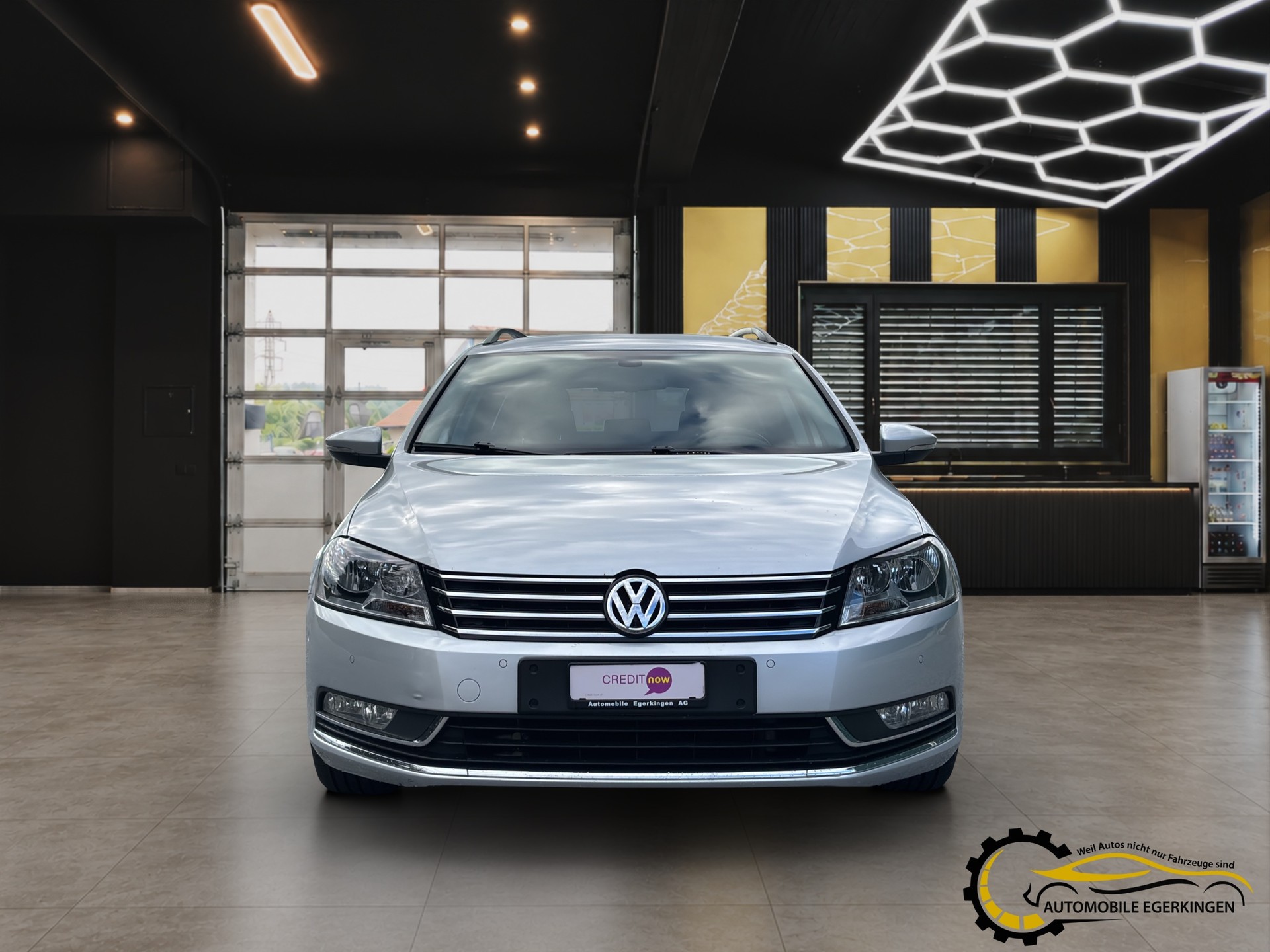 VW Passat Variant 1.8 TSI Comfortline-showroom-element-1