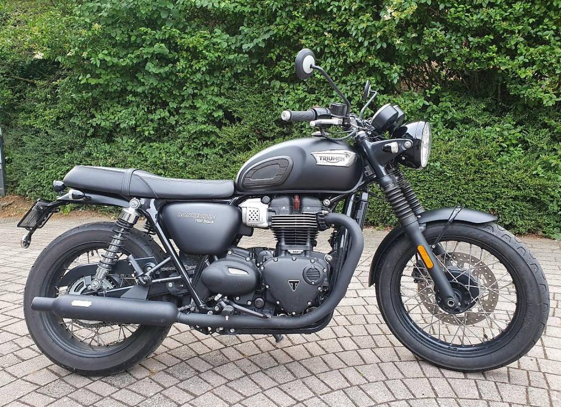 TRIUMPH Bonneville 900 T 100 Black ABS-image-0