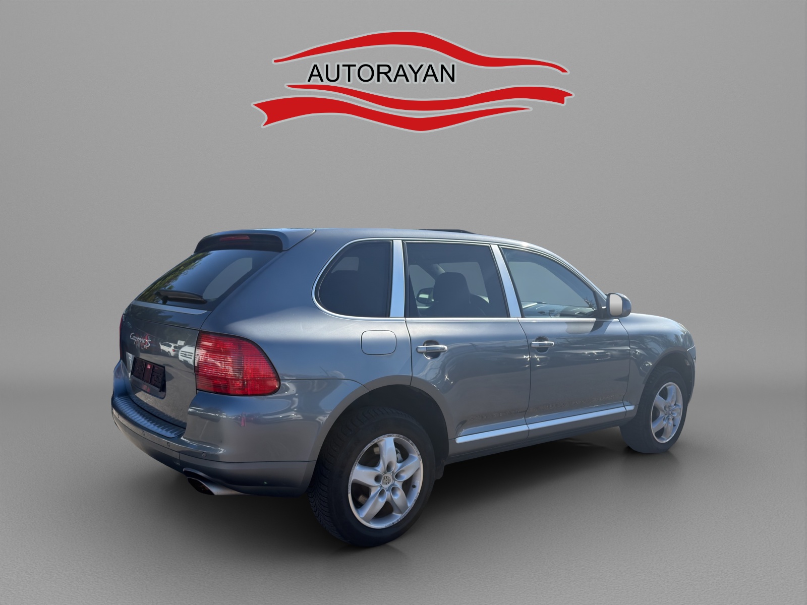 PORSCHE Cayenne S-image-4