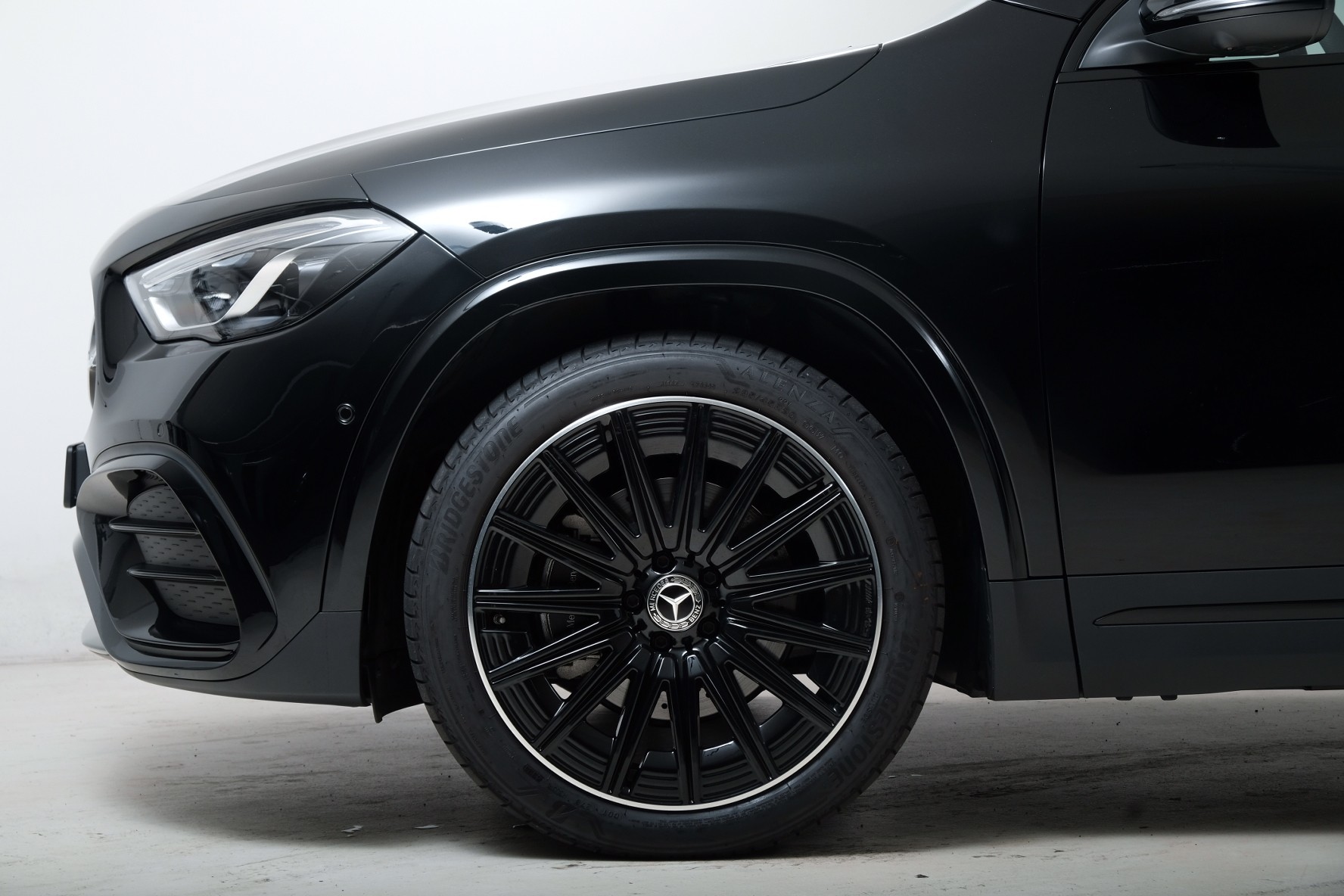 MERCEDES-BENZ GLA 220 d AMG Line 4matic H247-showroom-element-2
